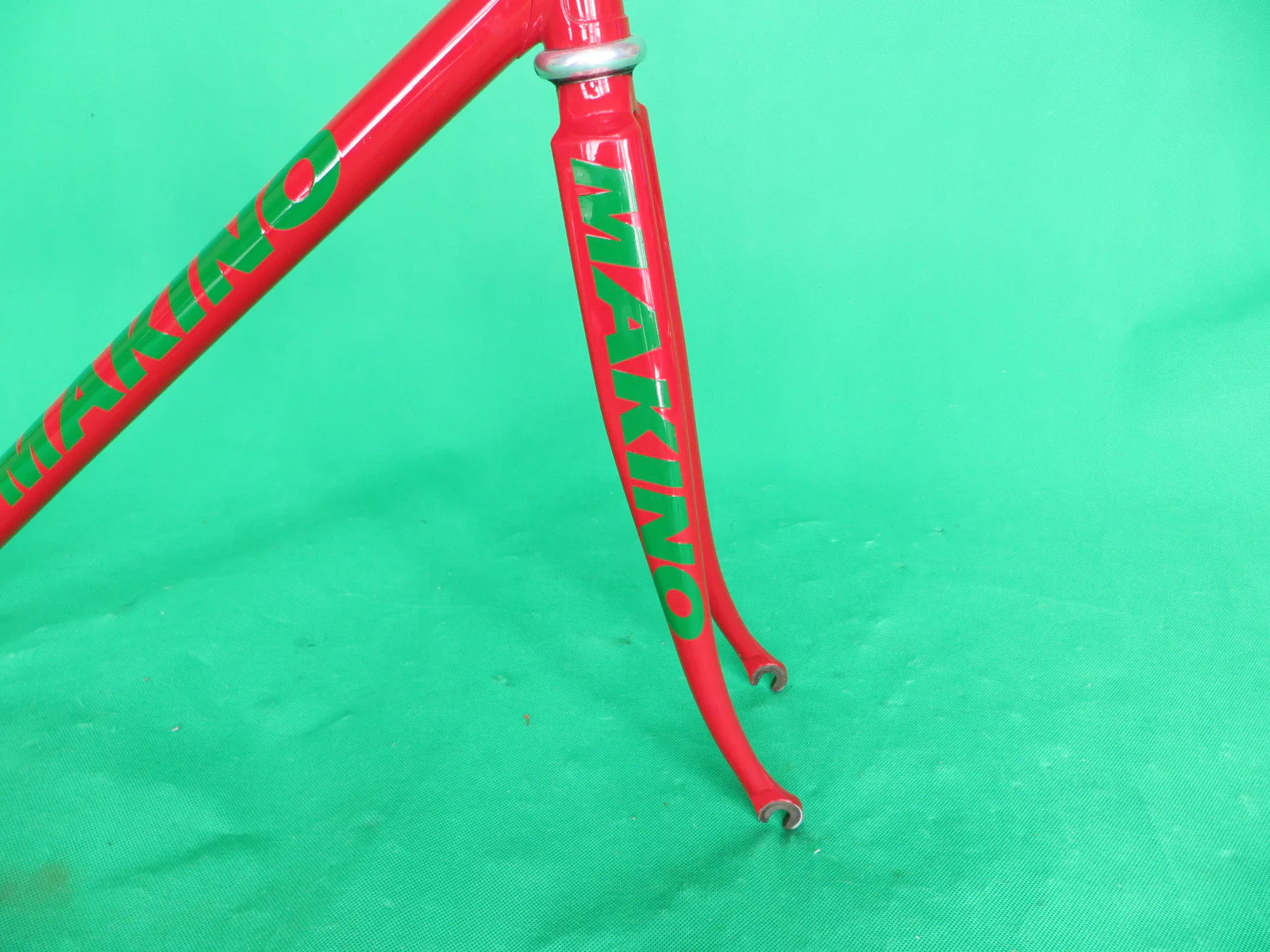 Makino // Red Columbus Max Fork // 48.5cm - Image 9