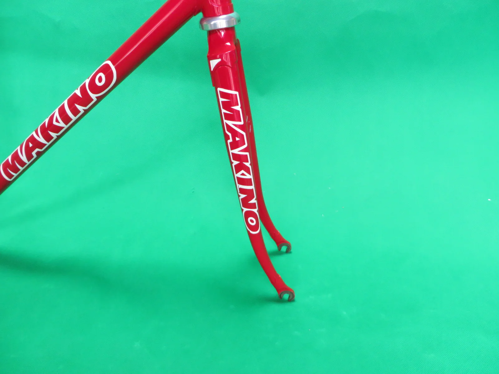 Makino  // Red Metallic // 52.5cm - Image 10