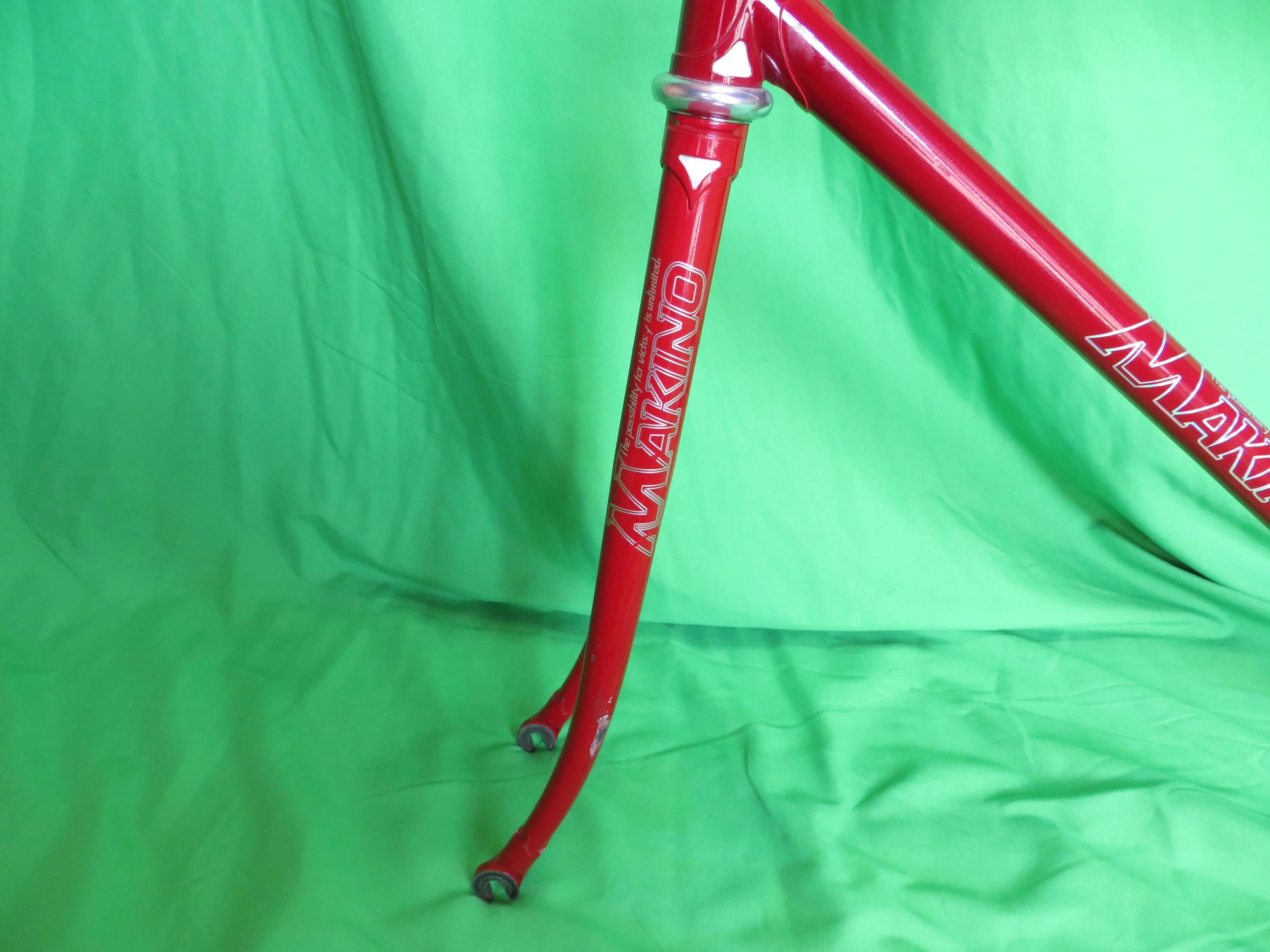 Makino // Red Metallic // 52cm - Image 3