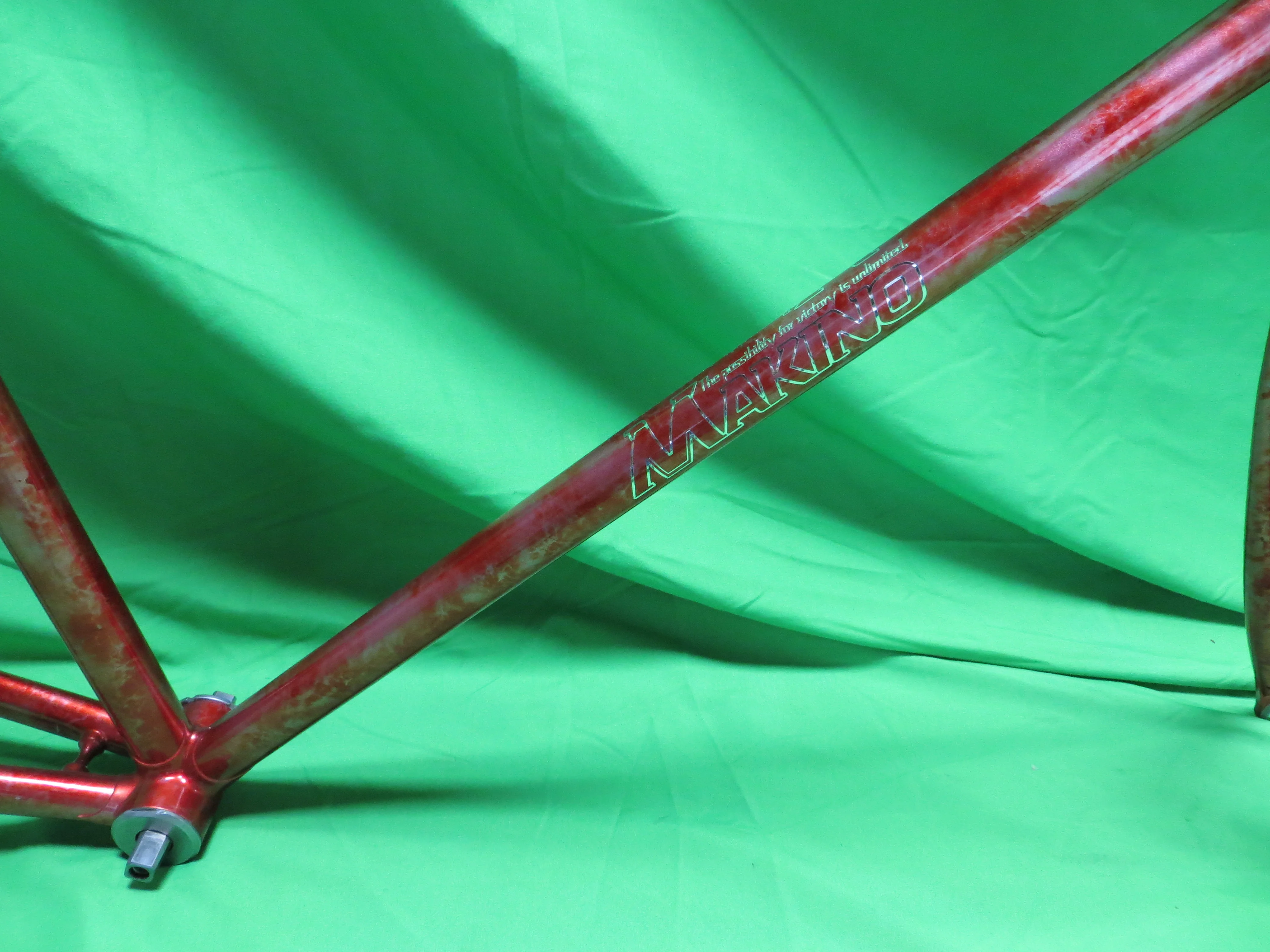 Makino Columbus Max Fork  // Red Metallic / Silver Marble Finish  // 53.5cm - Image 13