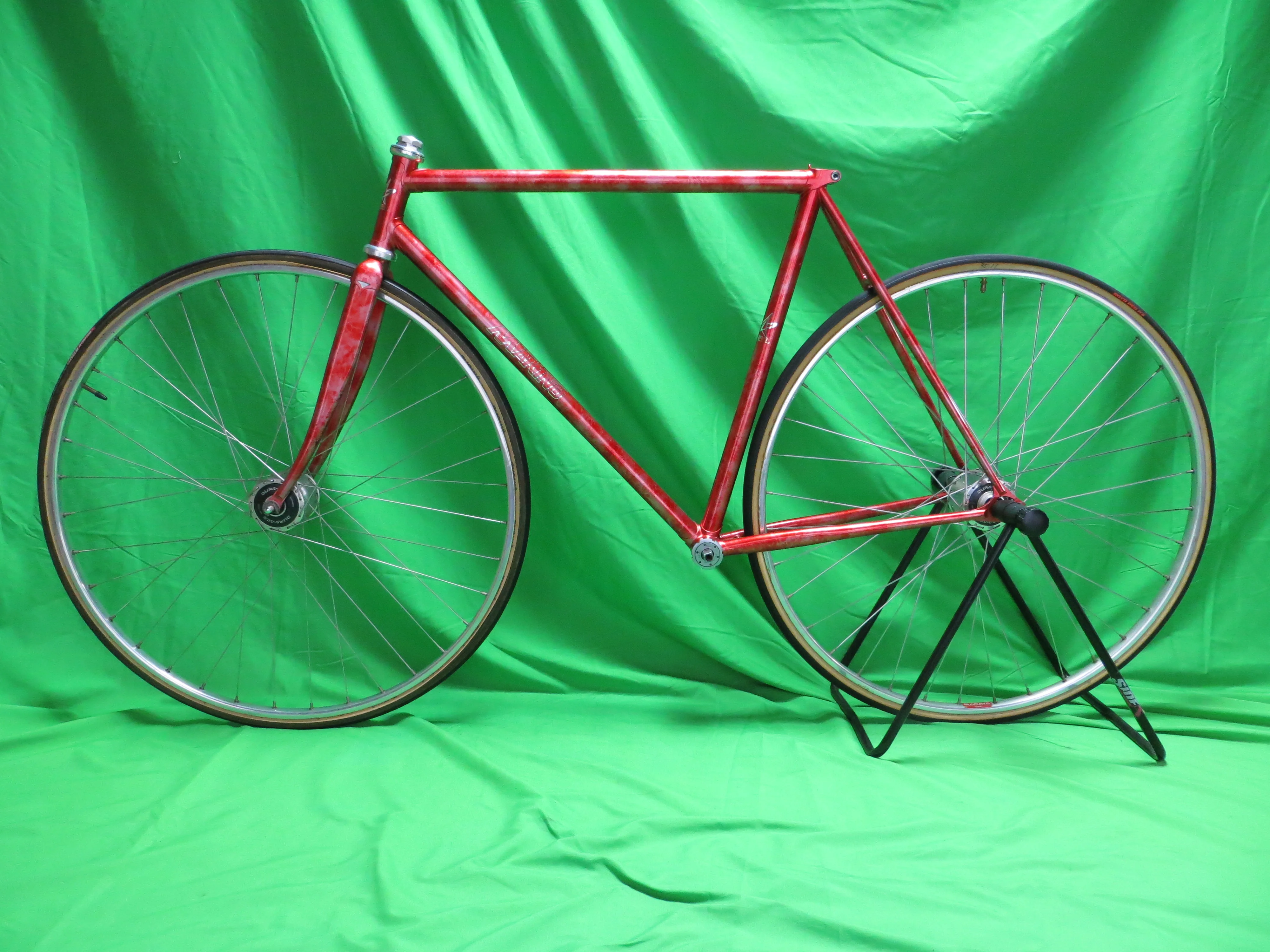 Makino Columbus Max Fork  // Red Metallic / Silver Marble Finish  // 53.5cm - Image 16