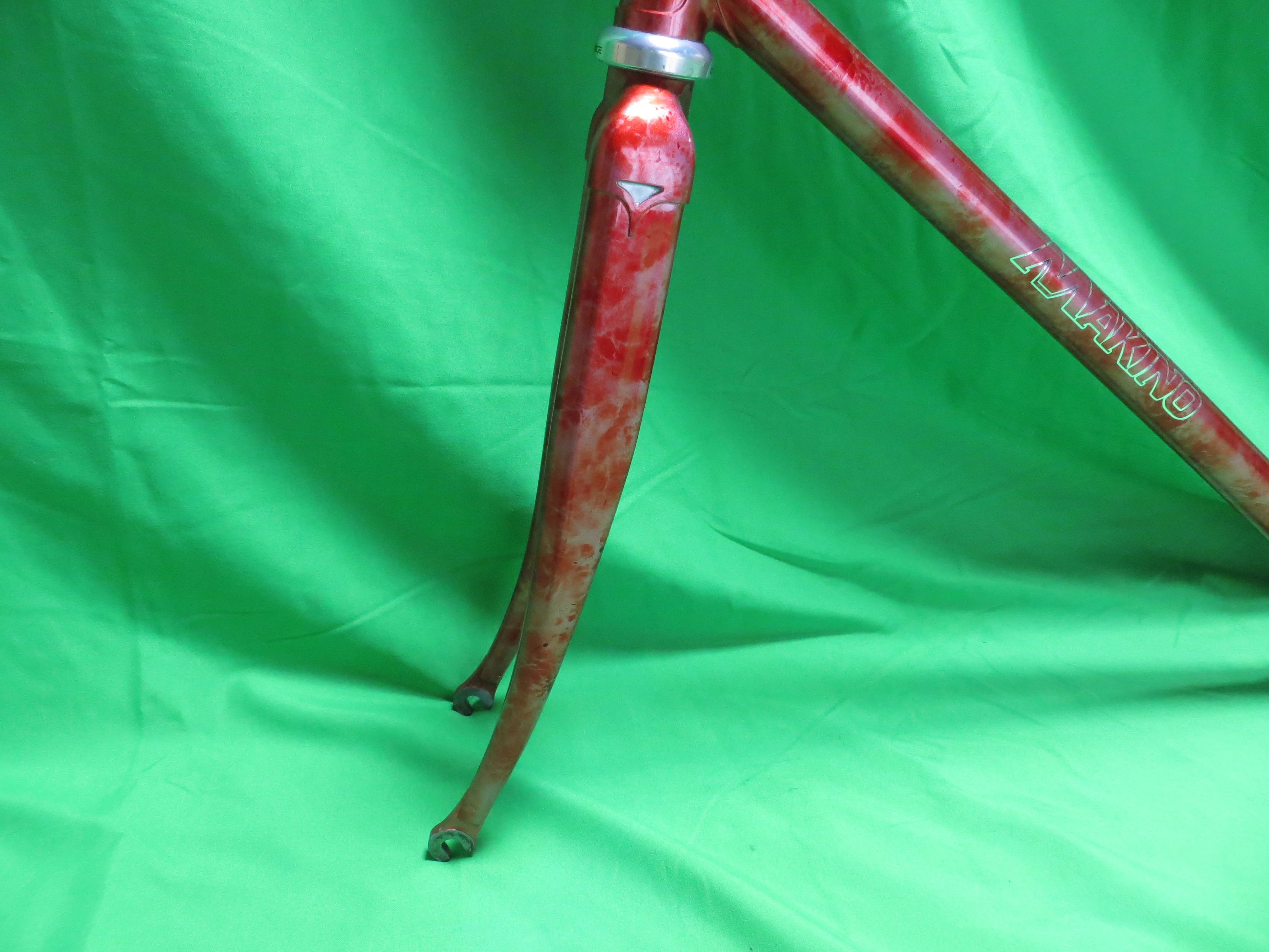 Makino Columbus Max Fork  // Red Metallic / Silver Marble Finish  // 53.5cm - Image 3