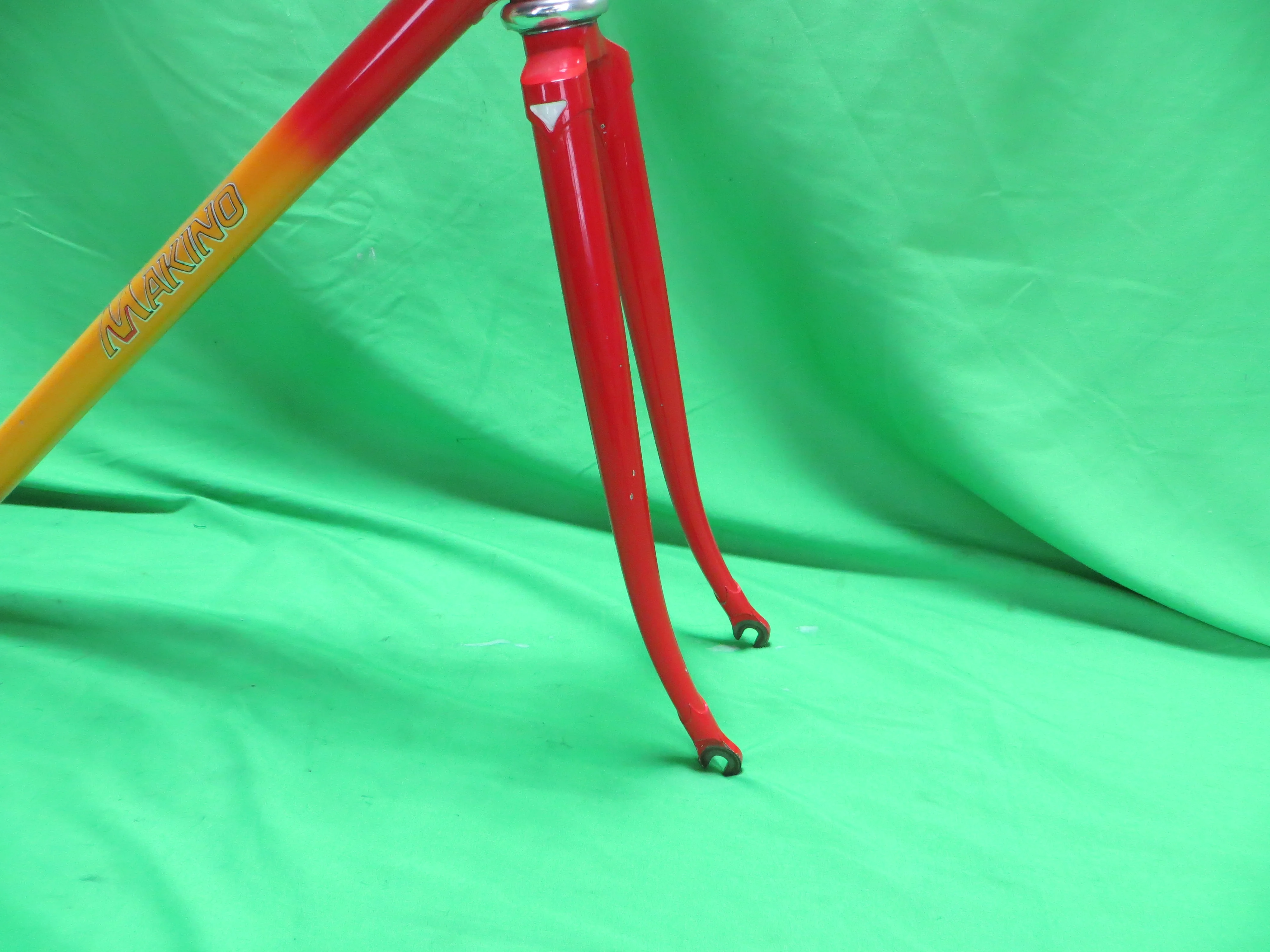 Makino // Red / Yellow / White Tri-color // 52cm - Image 10