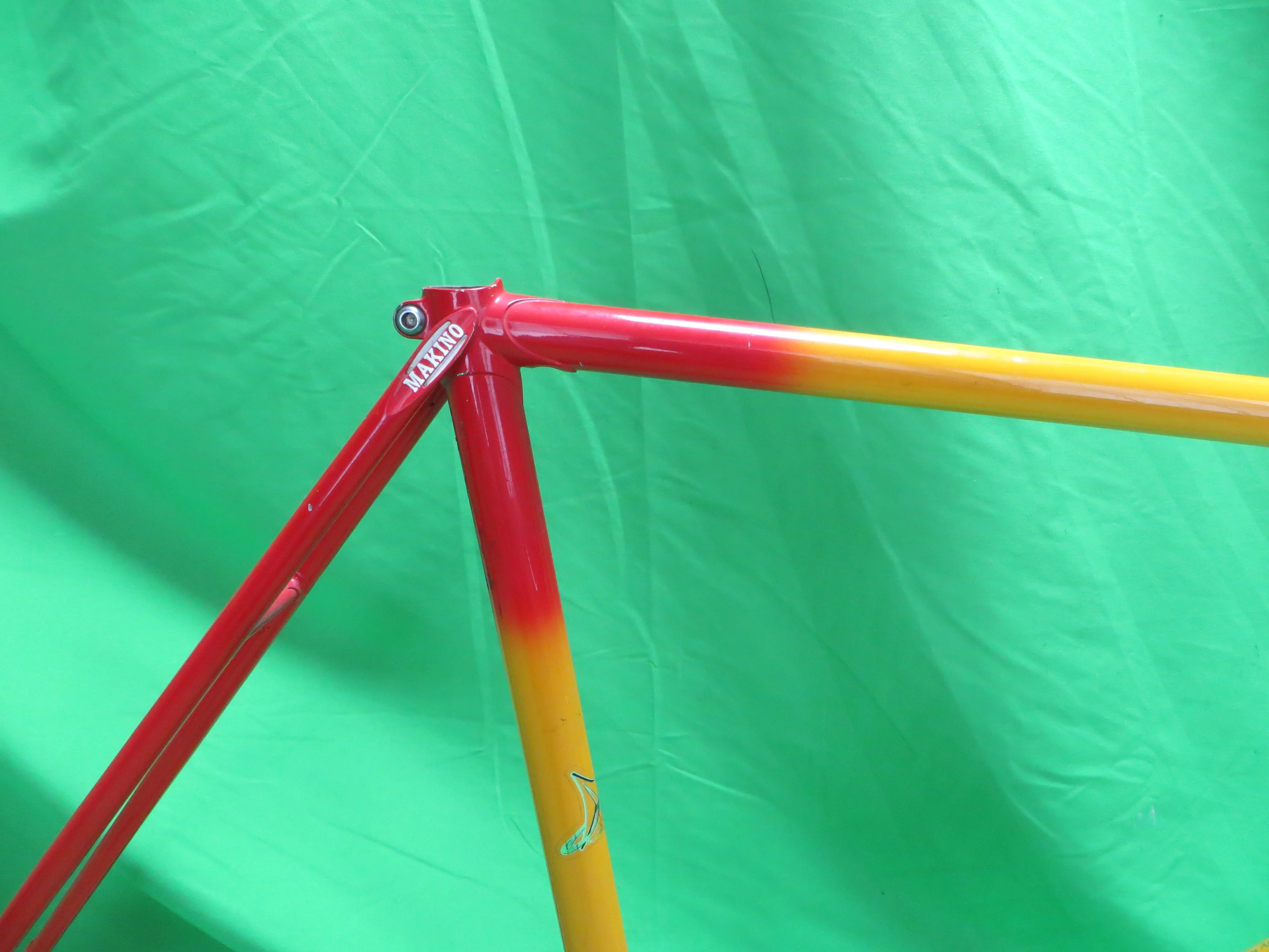 Makino // Red / Yellow / White Tri-color // 52cm - Image 12