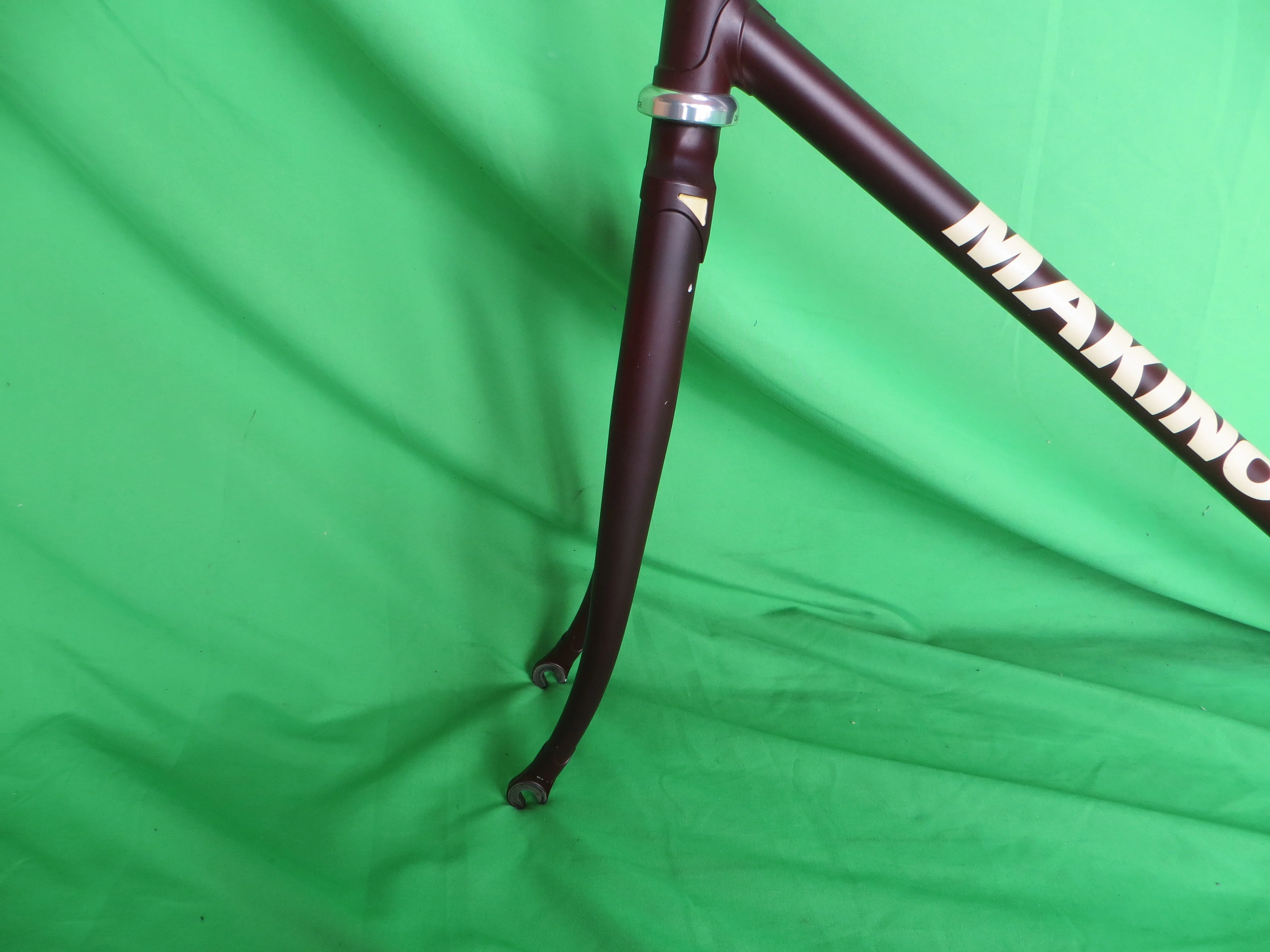 Makino Tange Prestige// Matte Dark Brown // 55.5cm - Image 3