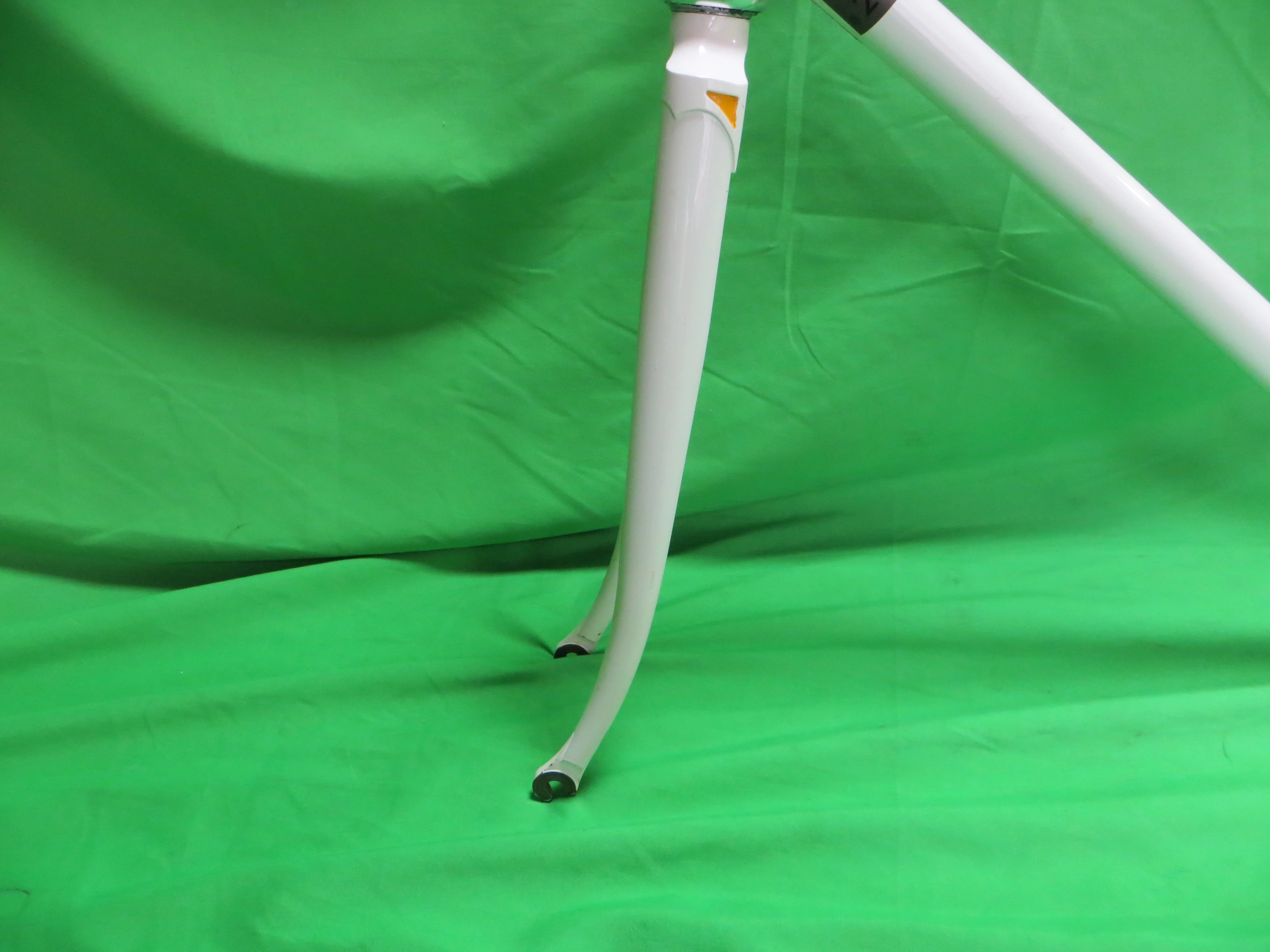 Makino  // White // 50.5cm - Image 3