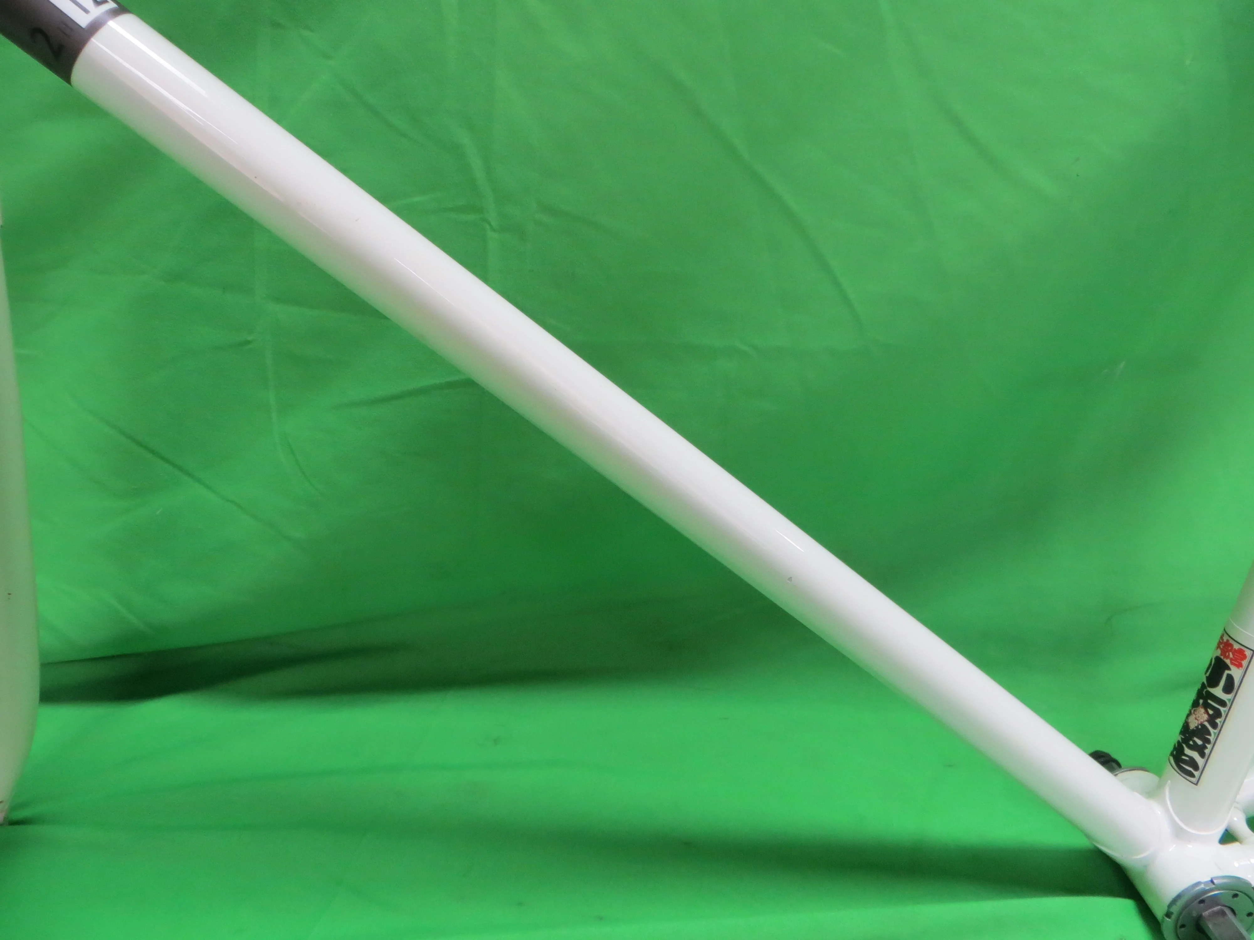 Makino  // White // 50.5cm - Image 6