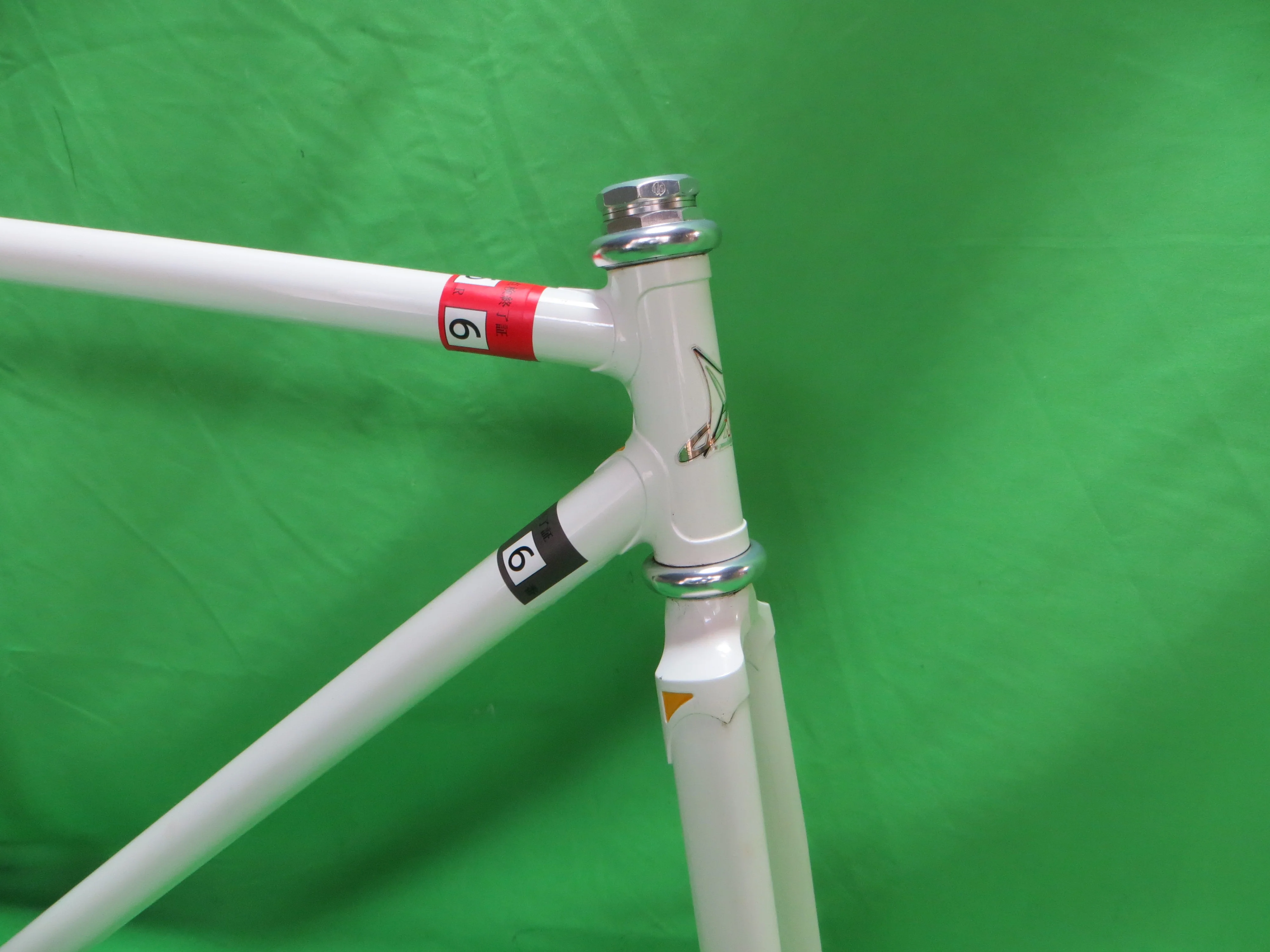 Makino  // White // 50.5cm - Image 9