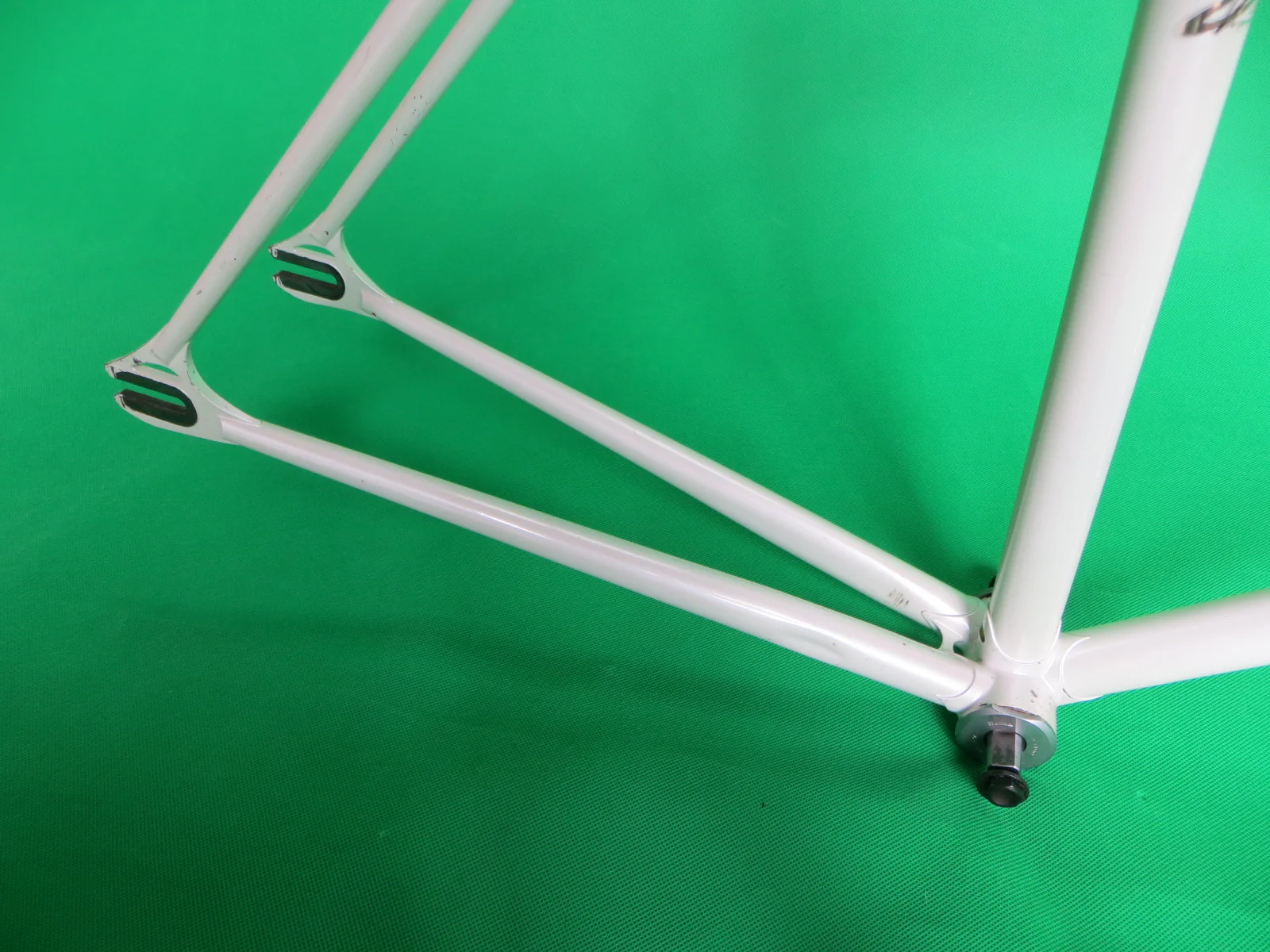 Makino // White // 50cm - Image 14