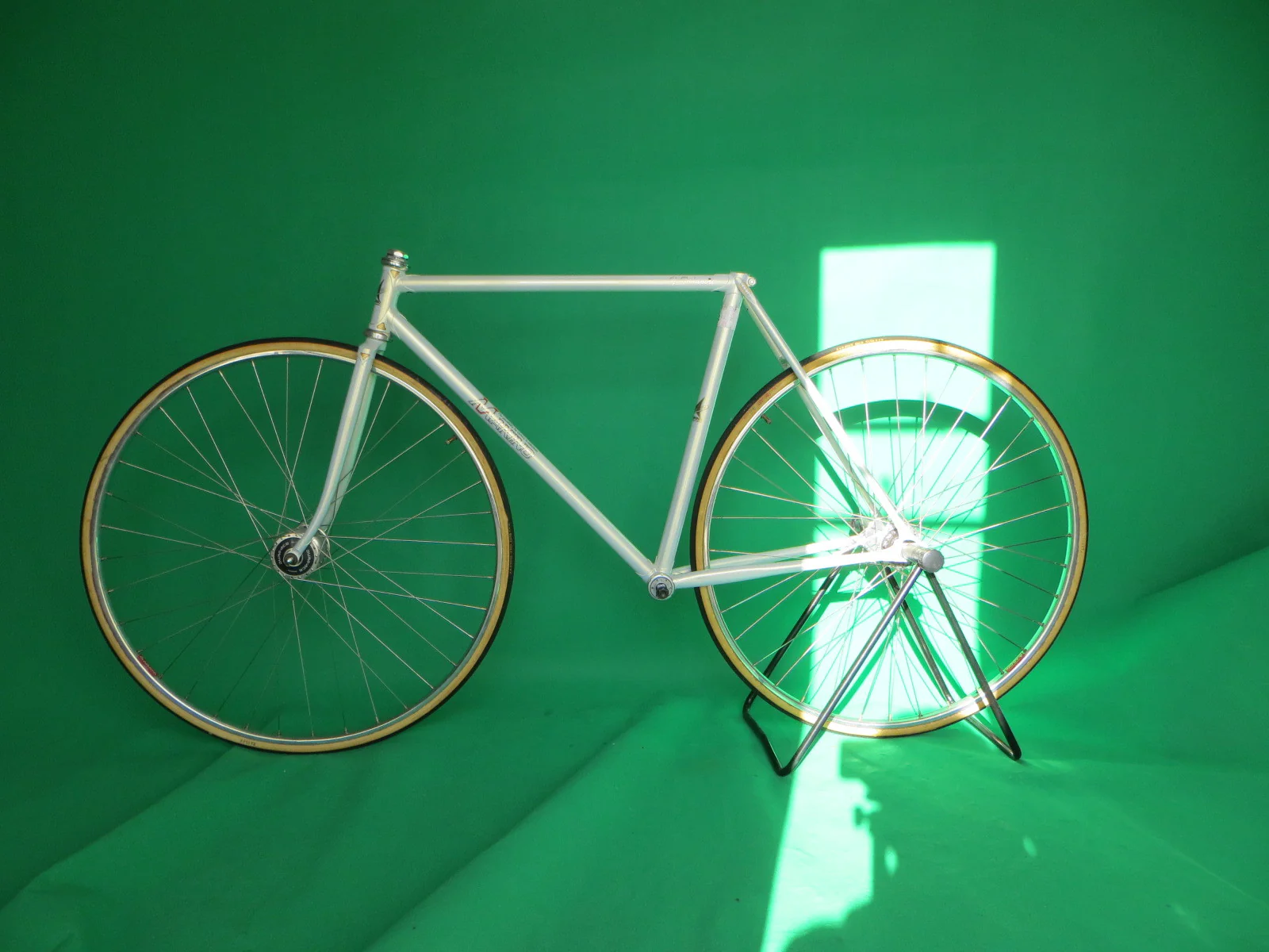 Makino // White // 51cm - Image 12