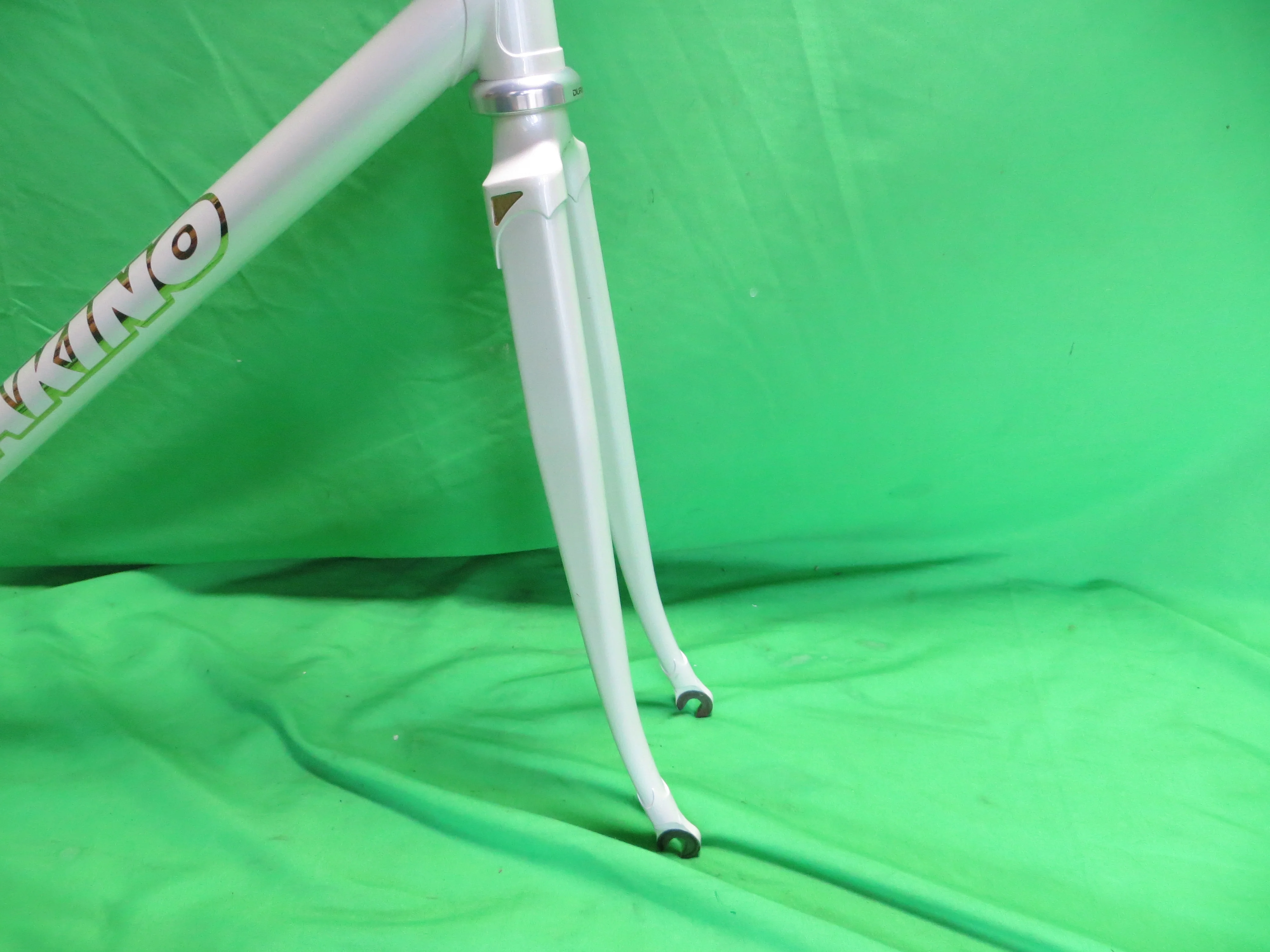 Makino // White // 52cm - Image 10