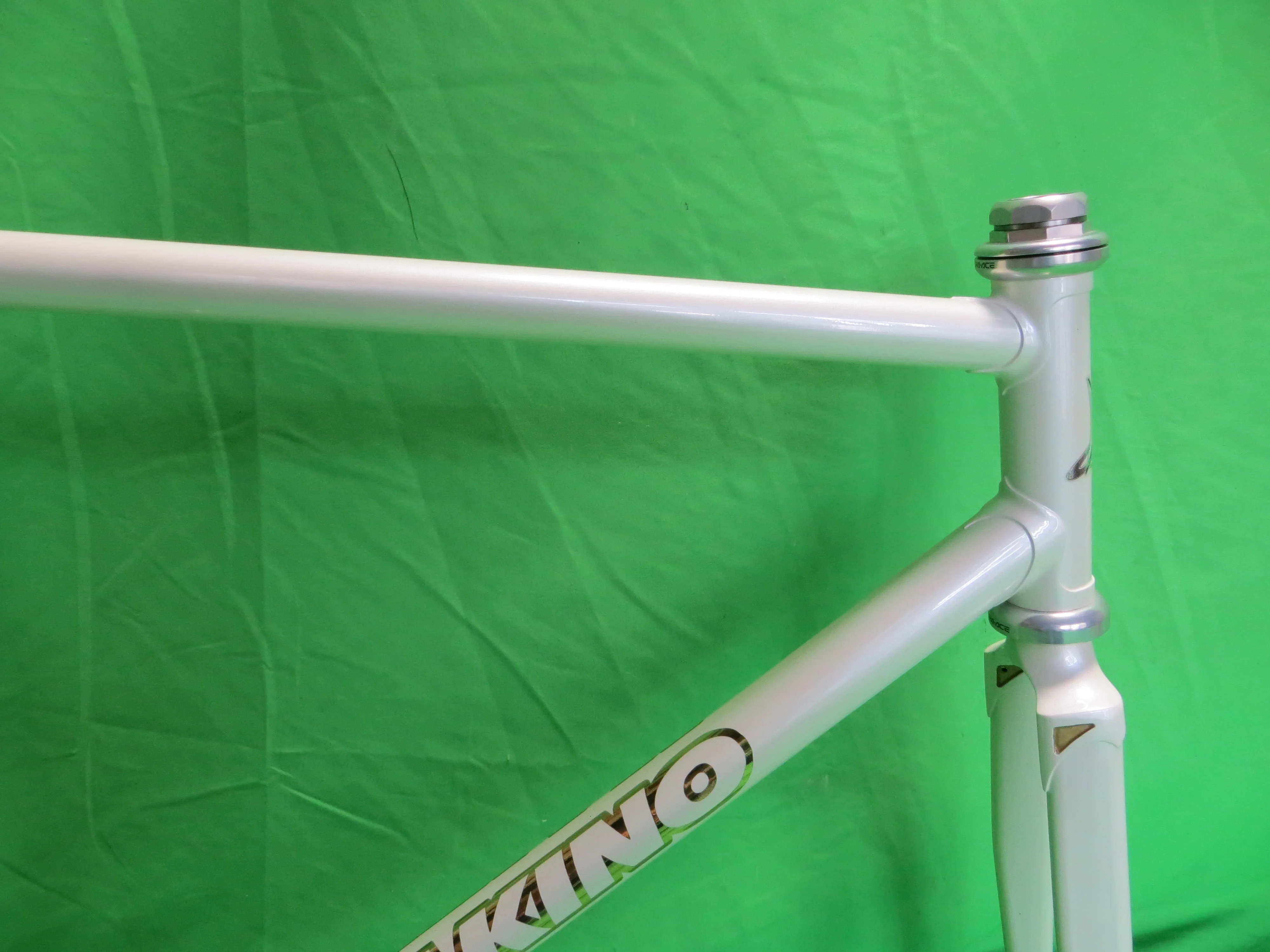 Makino // White // 52cm - Image 11