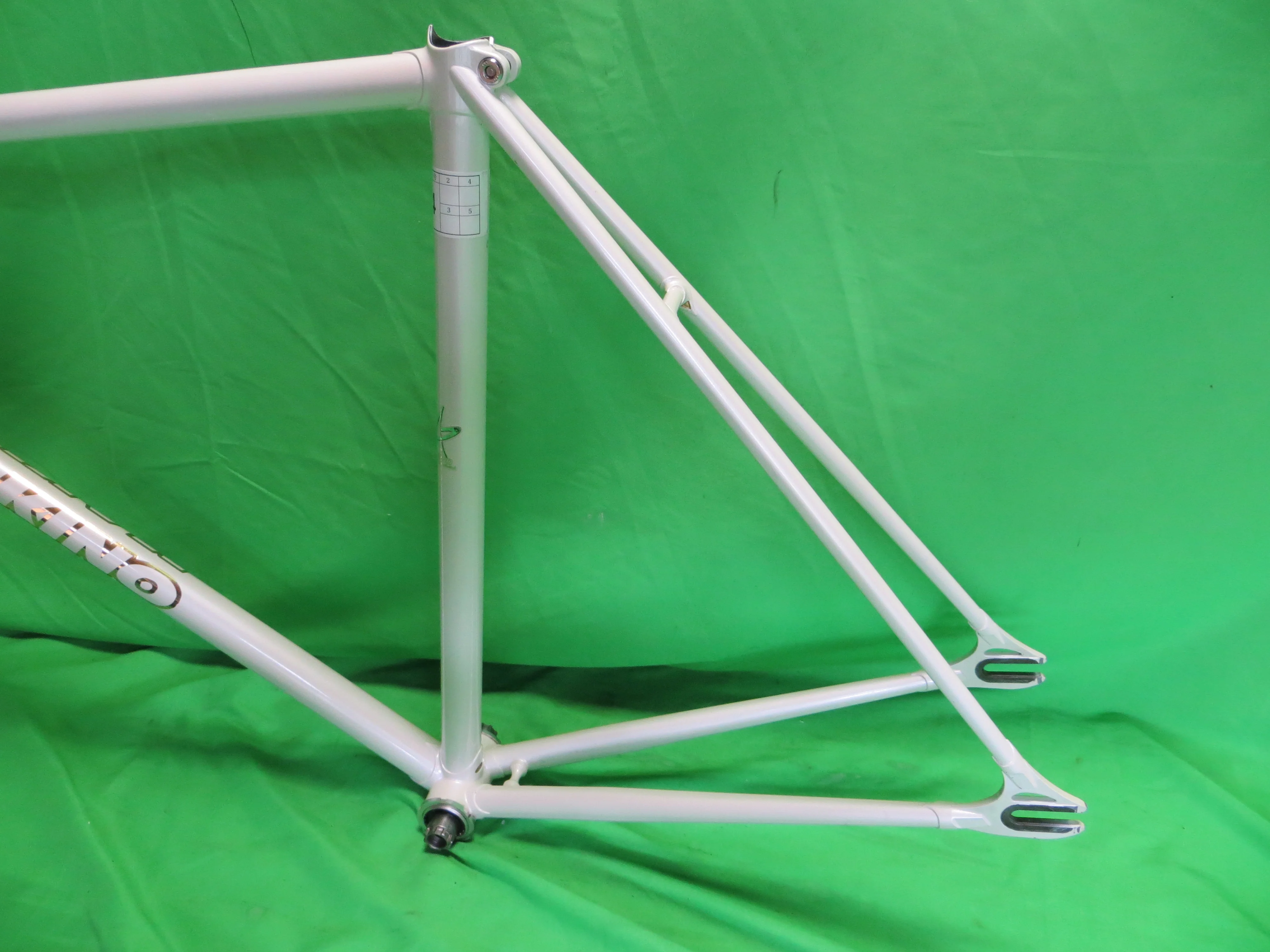 Makino // White // 52cm - Image 8
