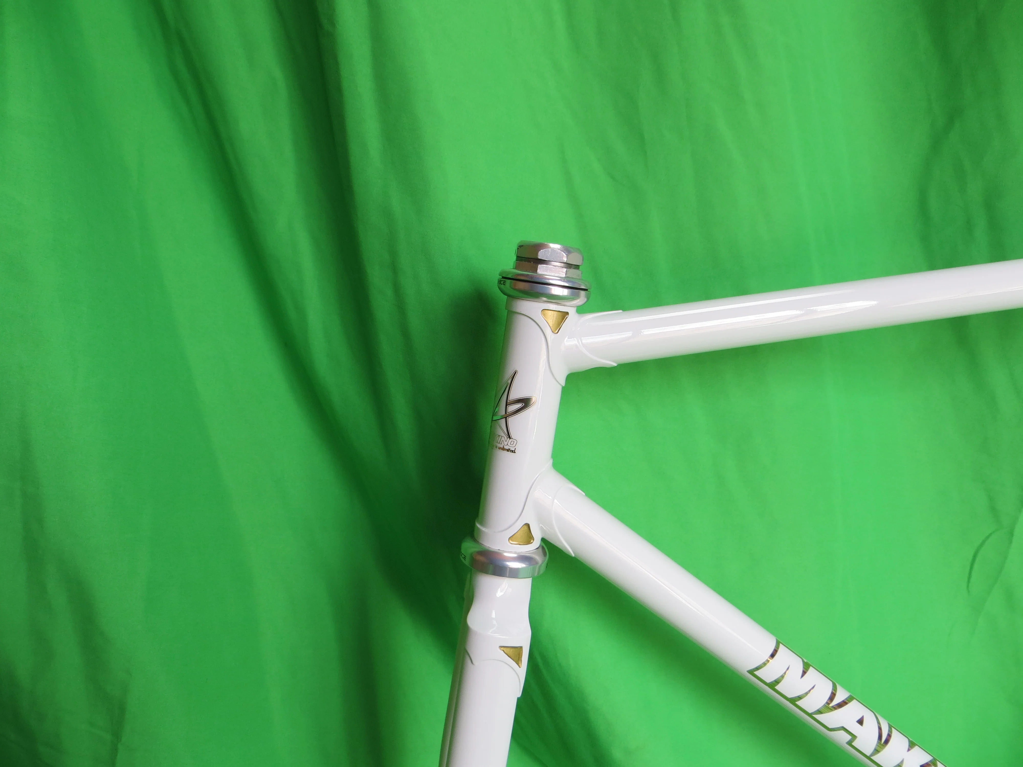 Makino // White // 53.5cm - Image 2