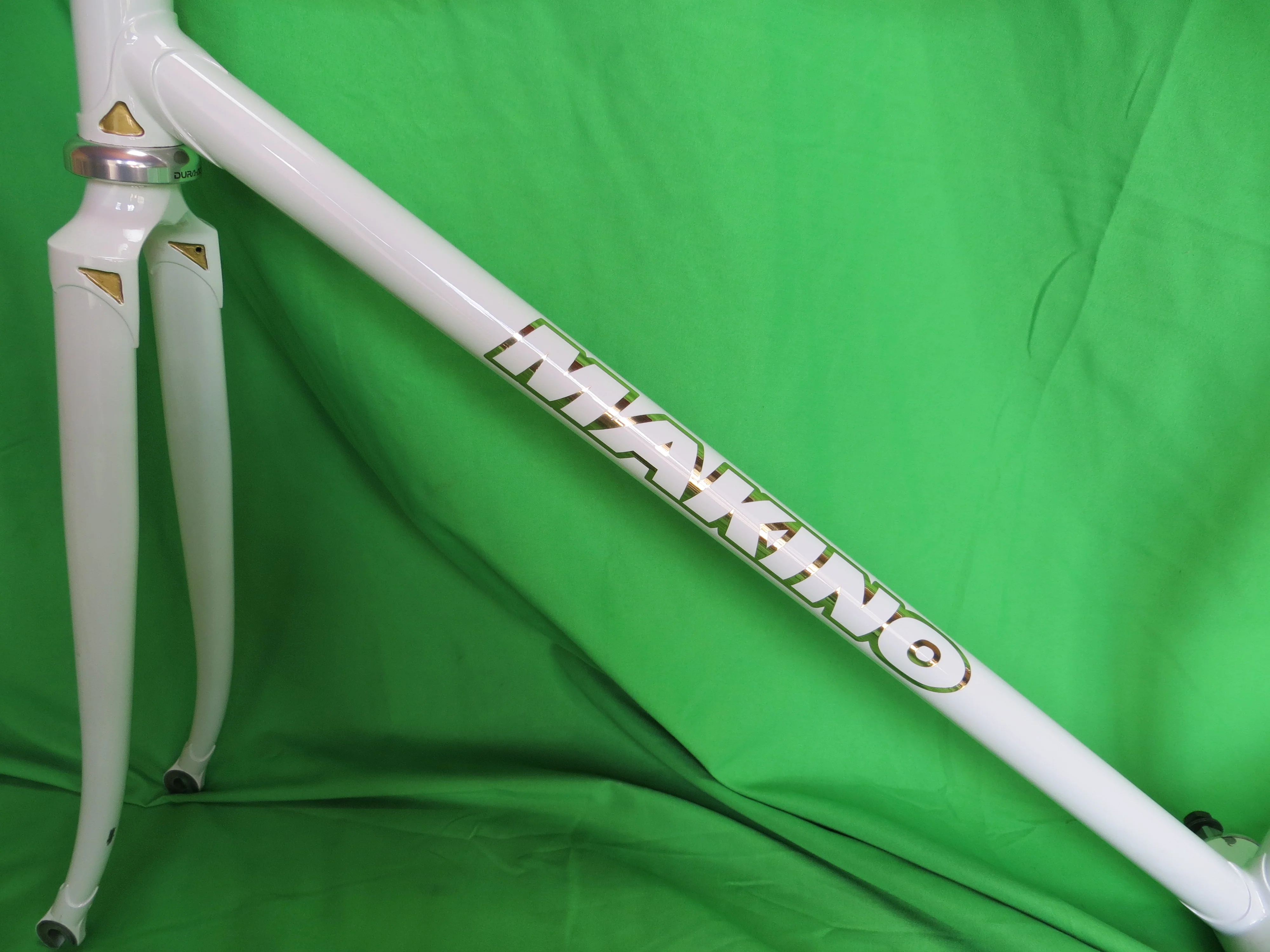 Makino // White // 53.5cm - Image 6