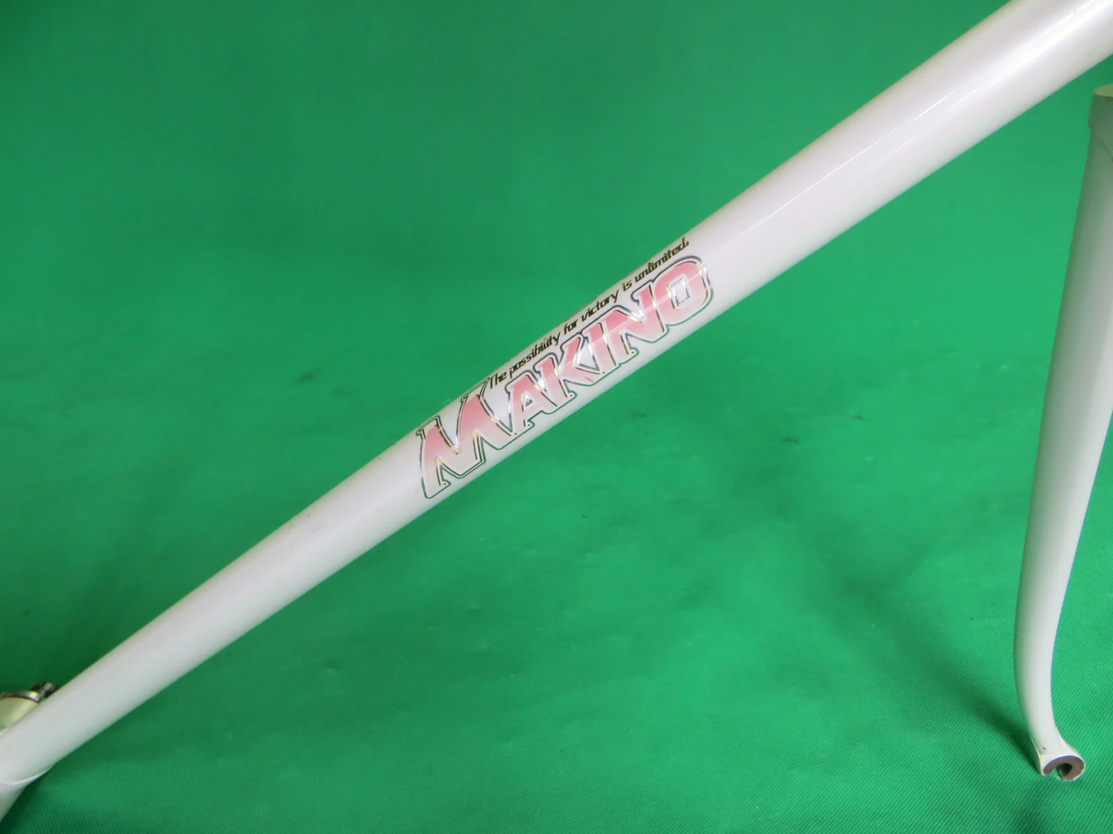 MAKINO // White 2003 // 53cm - Image 13