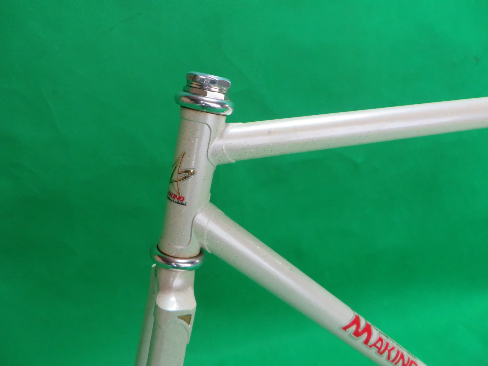 Makino // White with rainbow flake // 51cm - Image 2