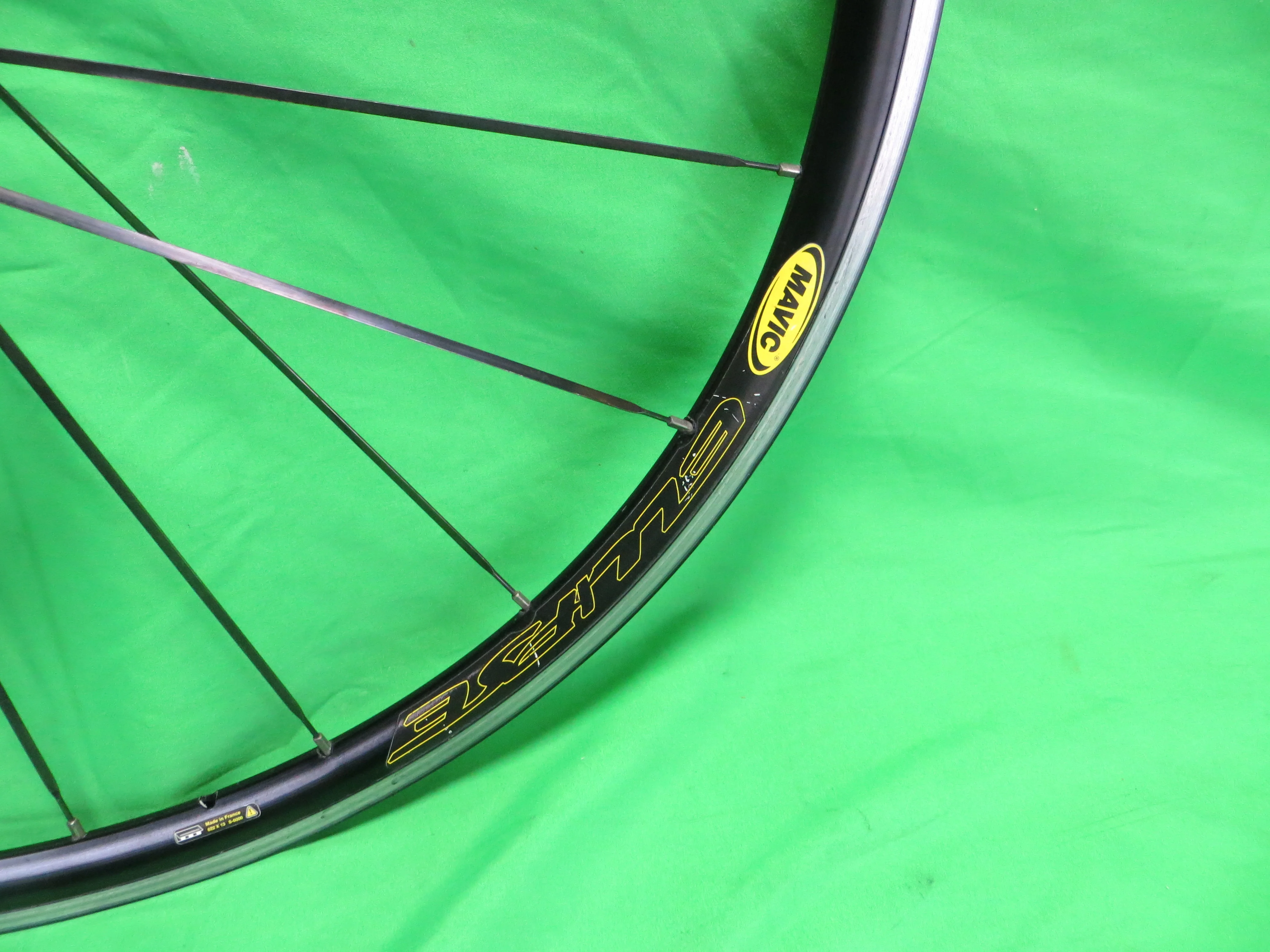 Mavic Elipse Rear Clincher Wheel 700c 120mm (25072101) - Image 3