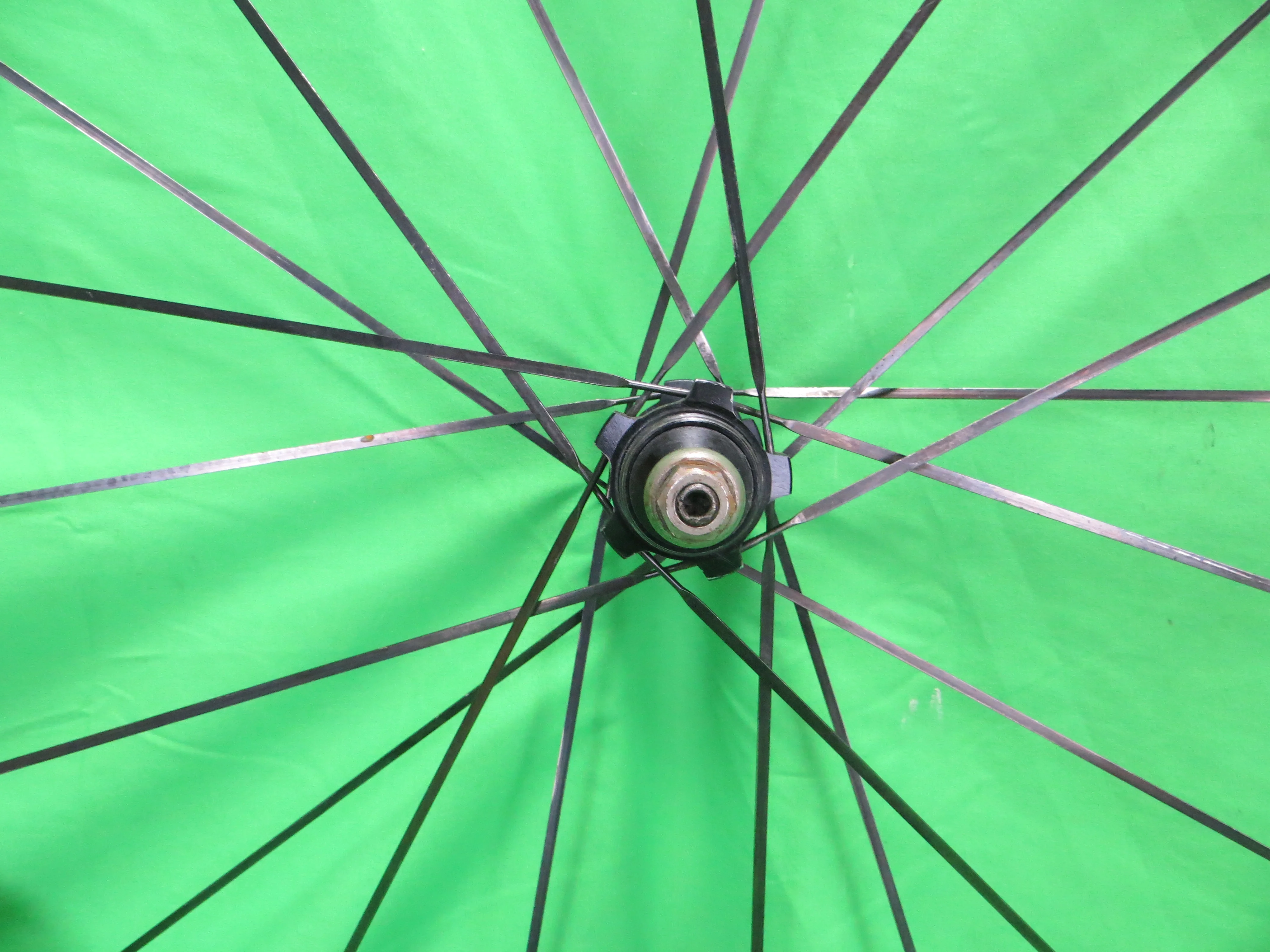 Mavic Elipse Rear Clincher Wheel 700c 120mm (25072101) - Image 5