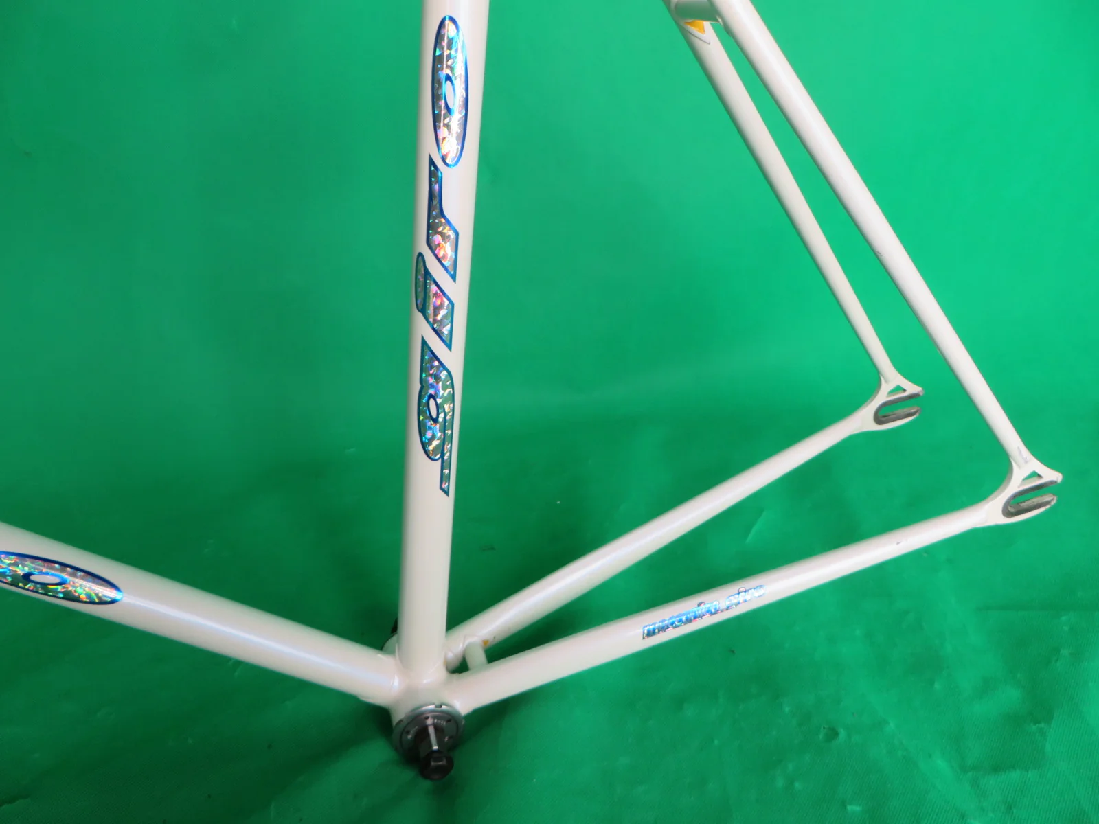 Meccanico Giro // White // 52.5cm - Image 7