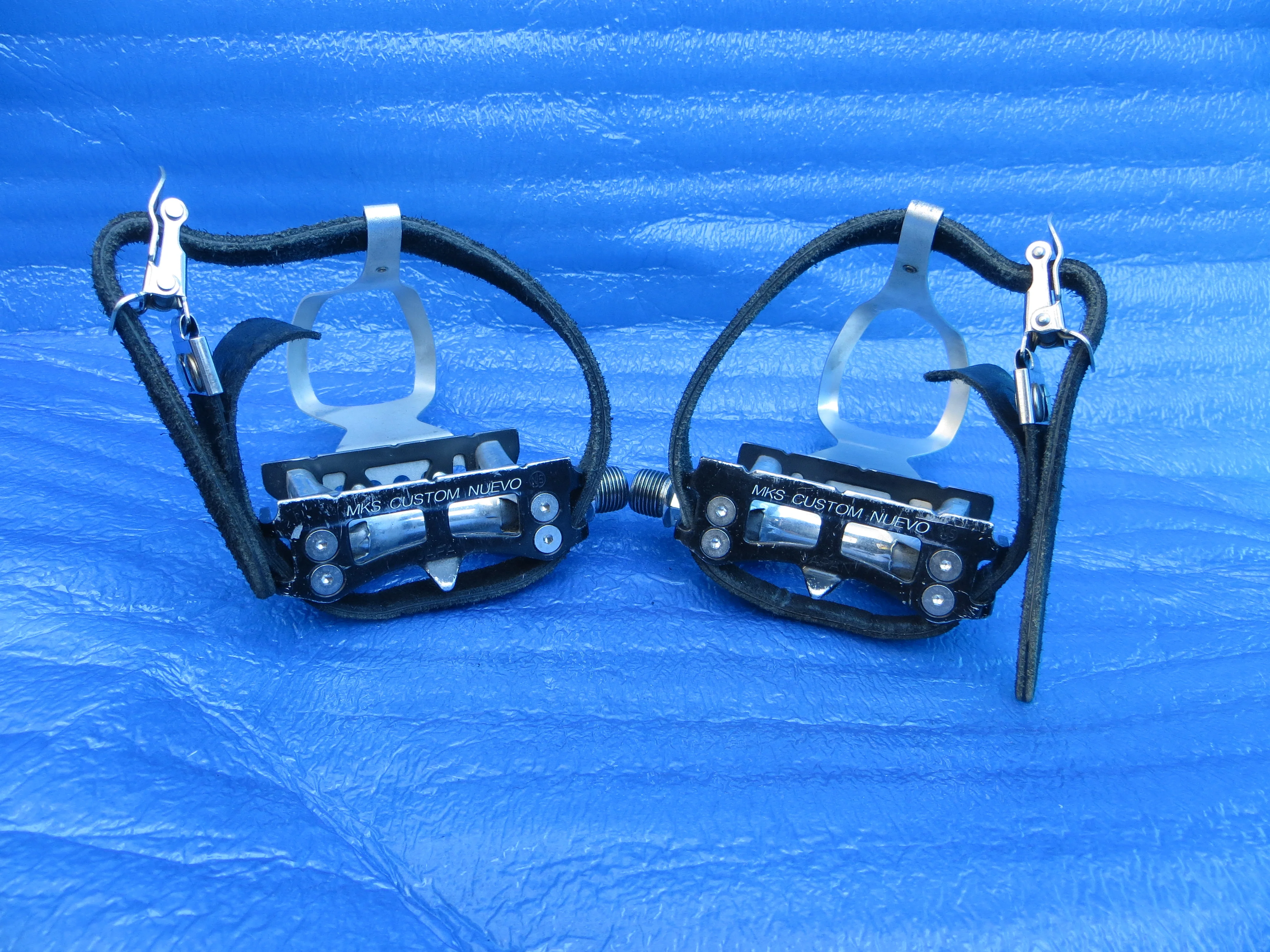 MKS Custom Nuevo NJS Pedals , MKS NJS M-size AA Clips and MKS Fit-alfa NJS Toe Straps (26011309)