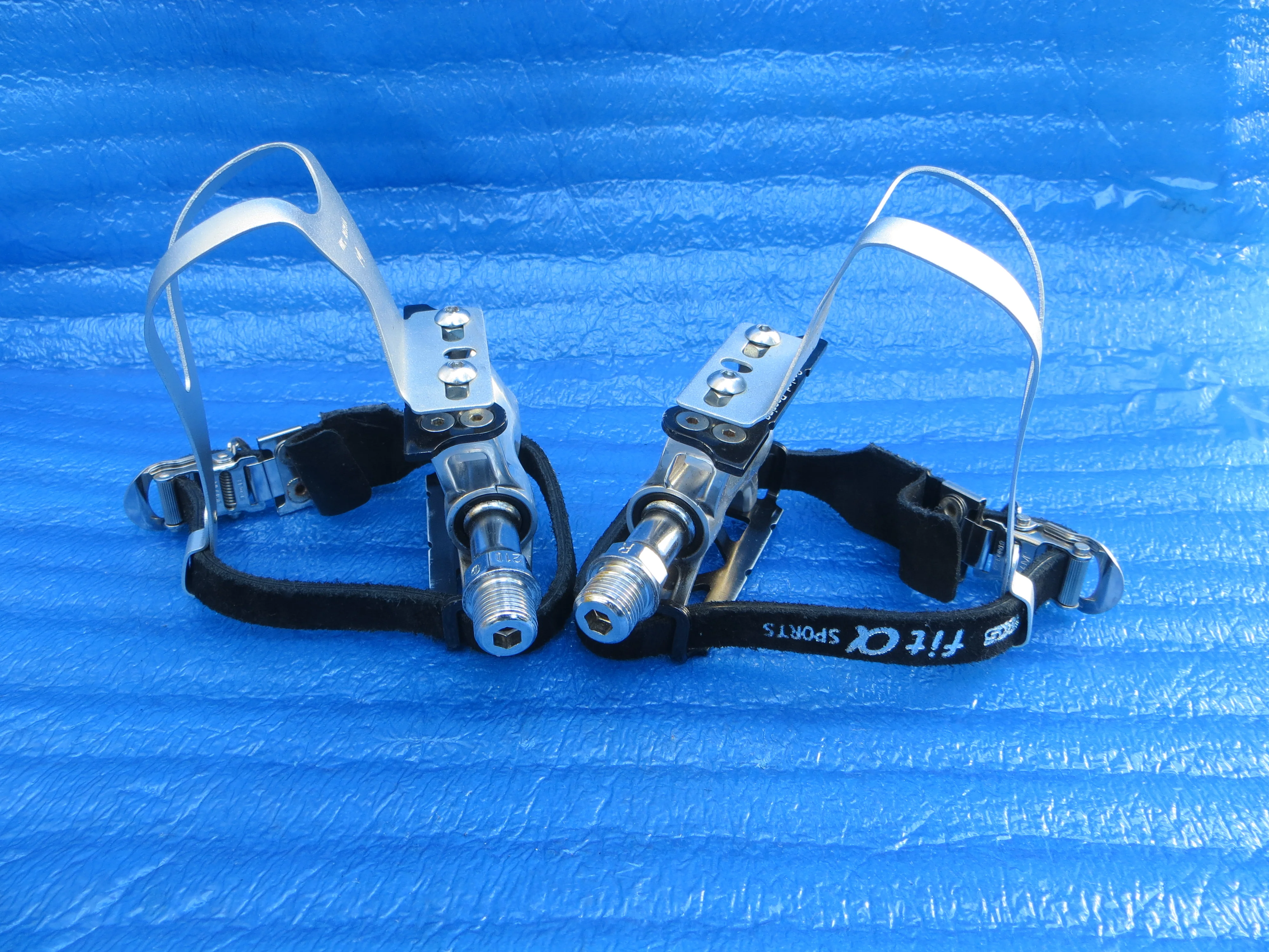 MKS Supreme NJS Pedals , MKS AA M-size NJS Clips and MKS Fit-α Sports NJS Toe Straps (26022317) - Image 5