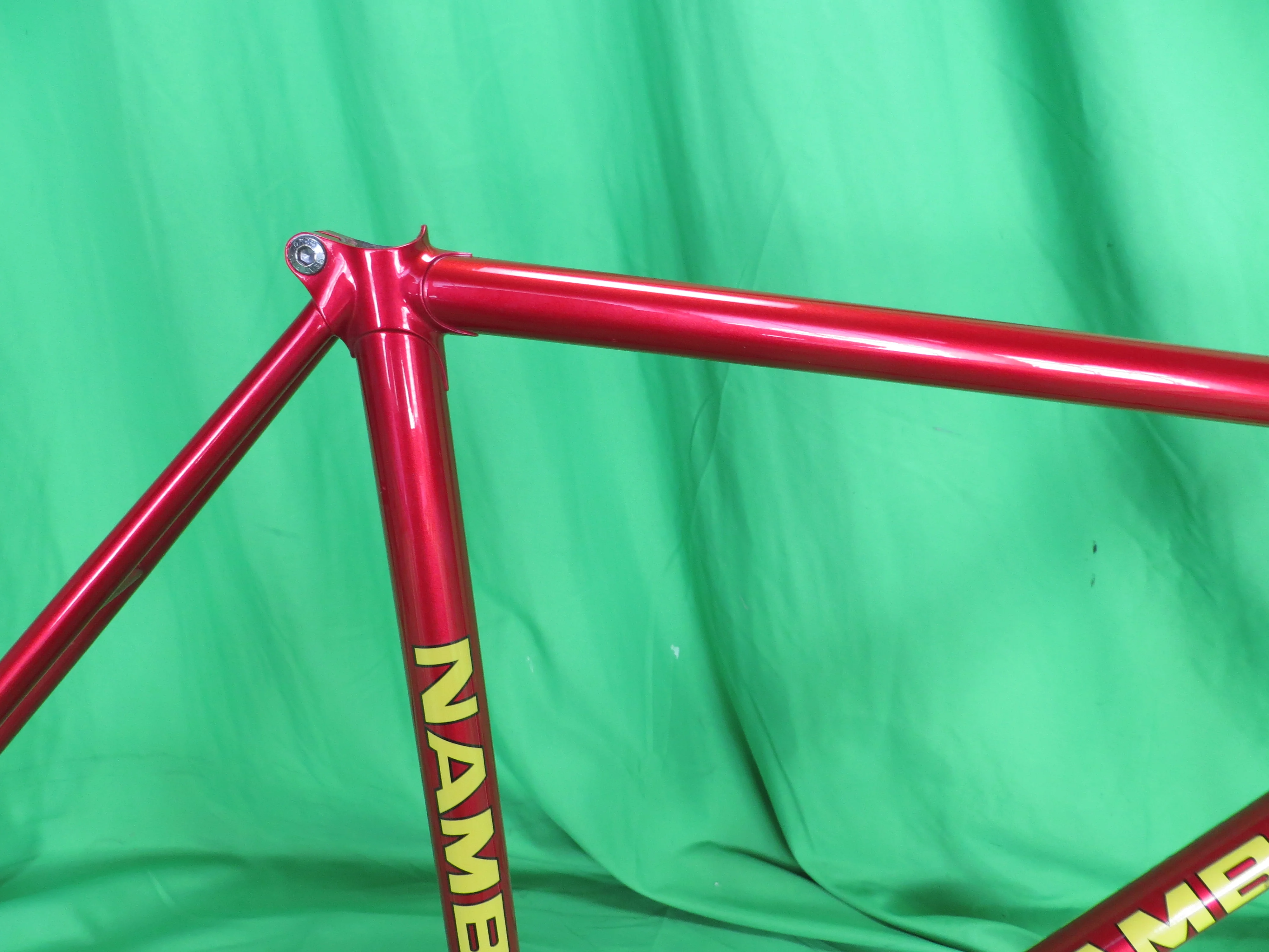 NAMBEI // Red Metallic // 49cm - Image 12
