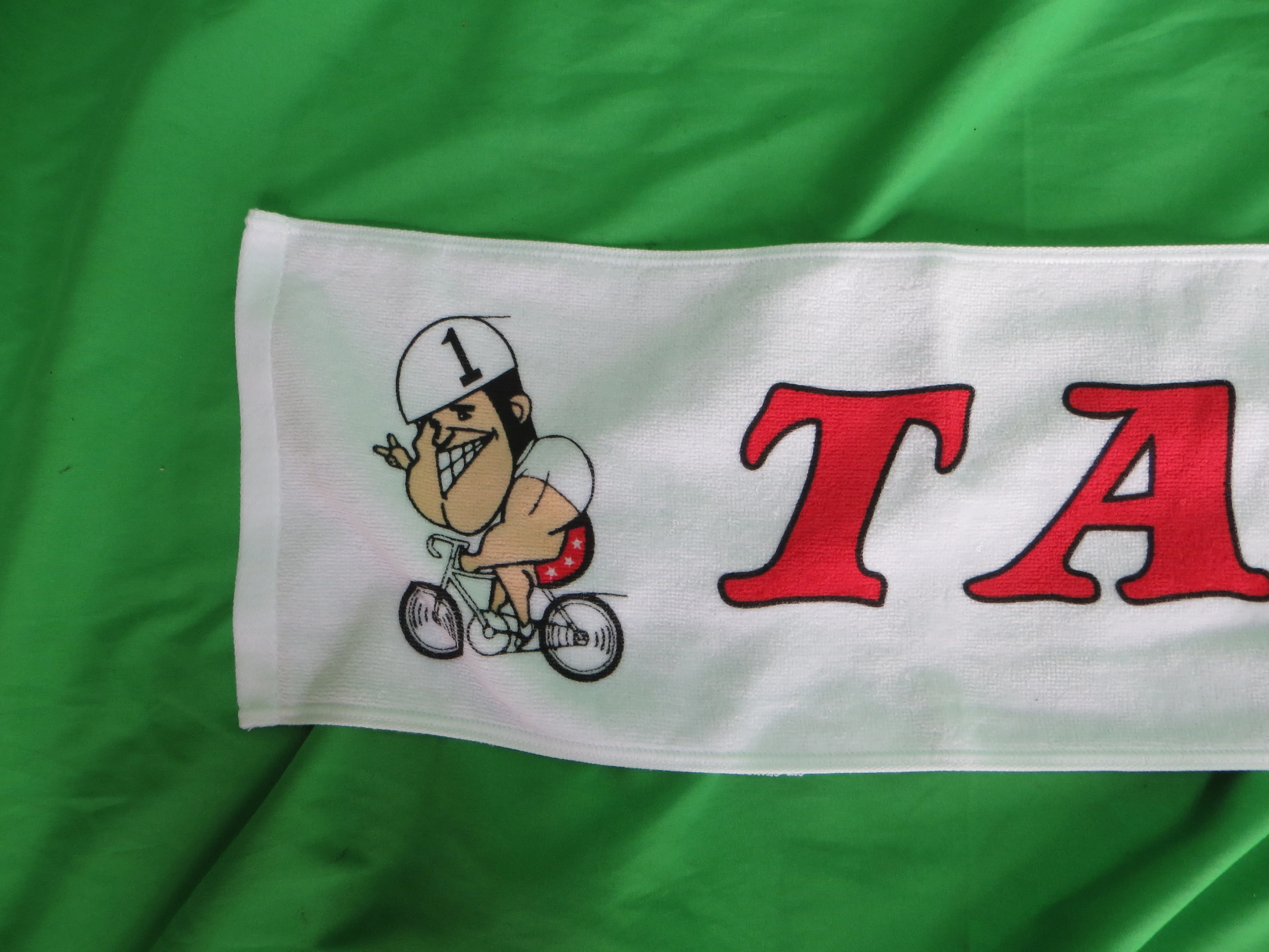 Never Used Official Keirin Hand Towel - Image 2