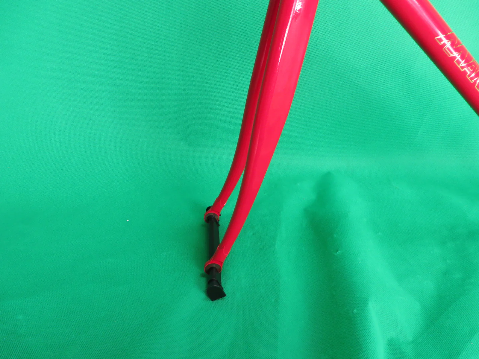Never Used Makino Columbus Max Fork/  Reynolds 631 // Red / Black Fade // 52.5cm - Image 3