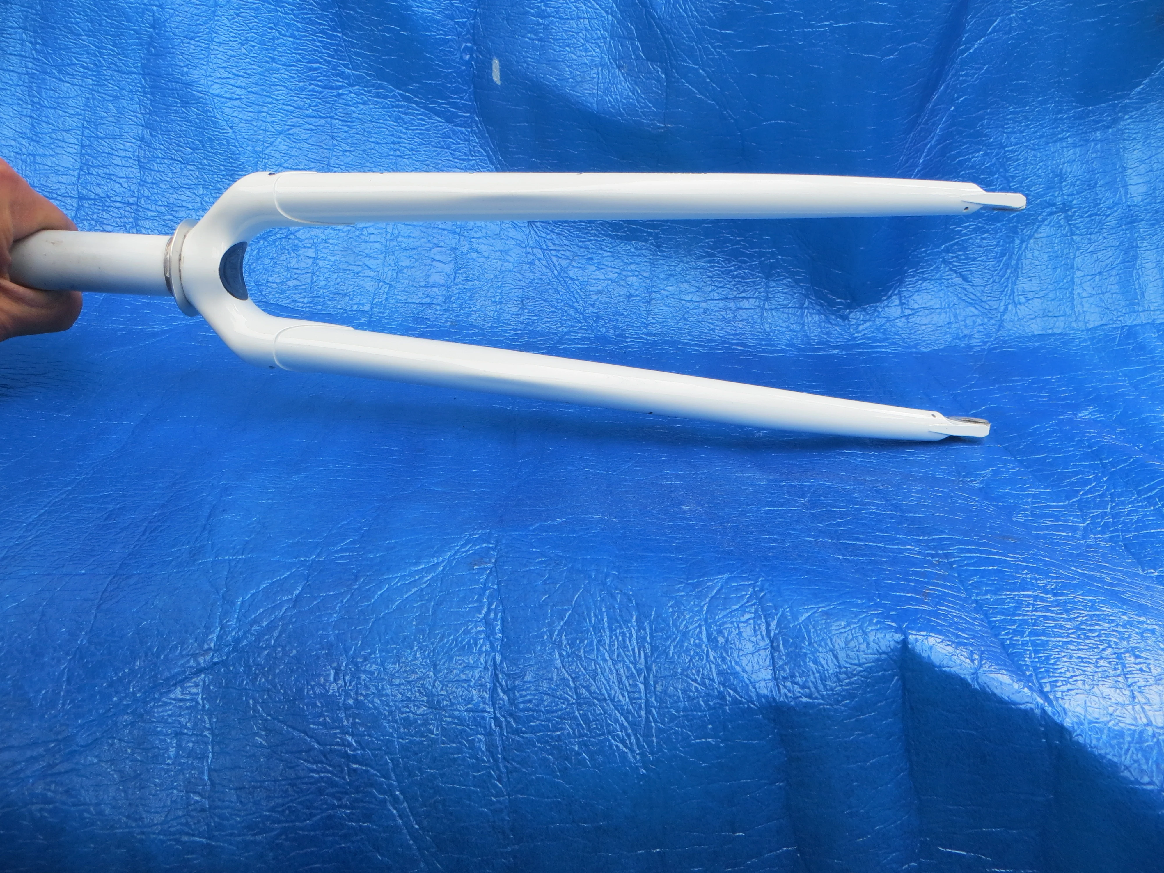Makino Front Fork 172mm steering Column 9mm Slot /250327 - Image 4
