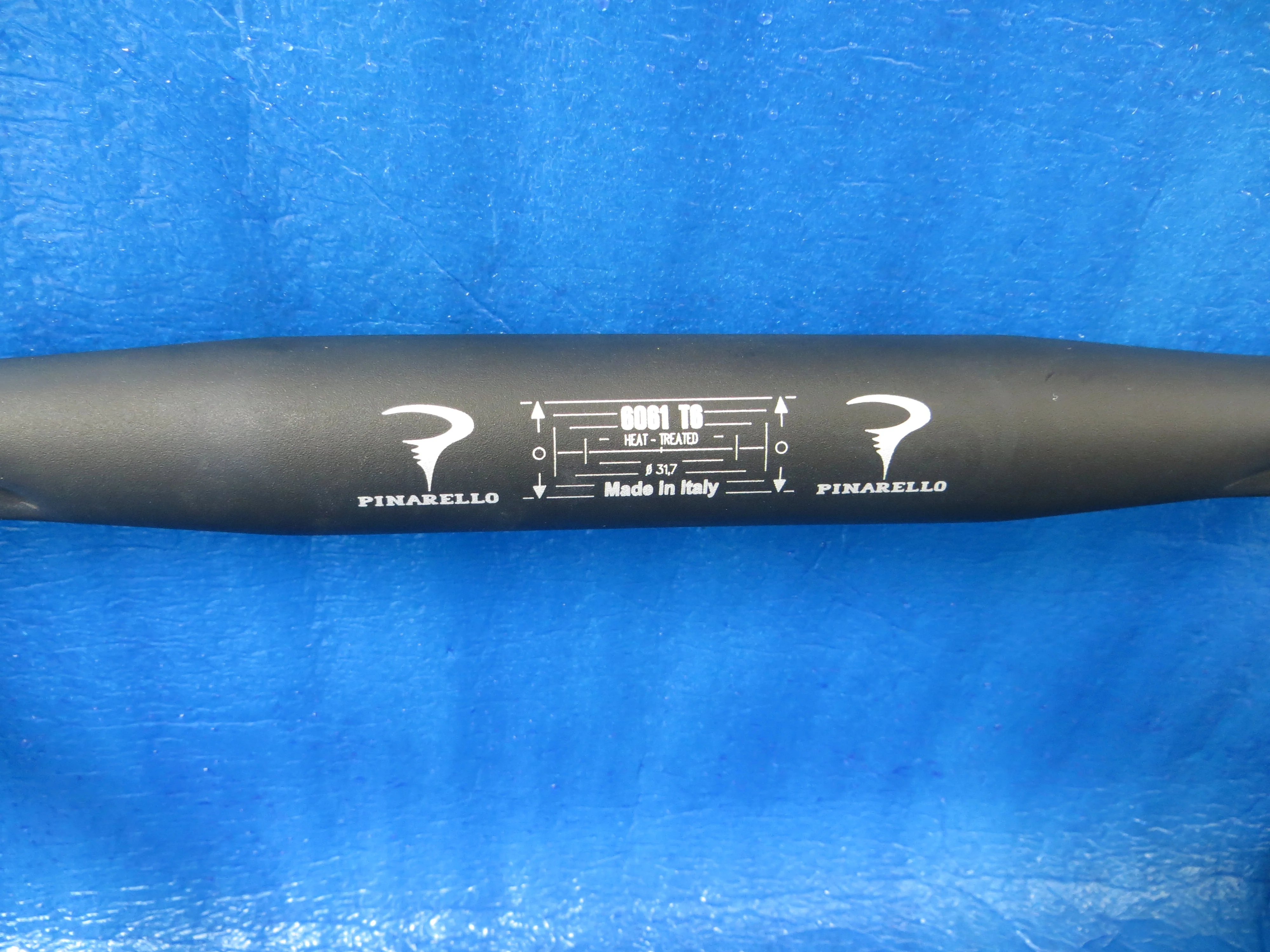 Never Used Pinarello 40cm 31.7mm Bar Clamp AA Handlebar Non NJS (24100946) - Image 2
