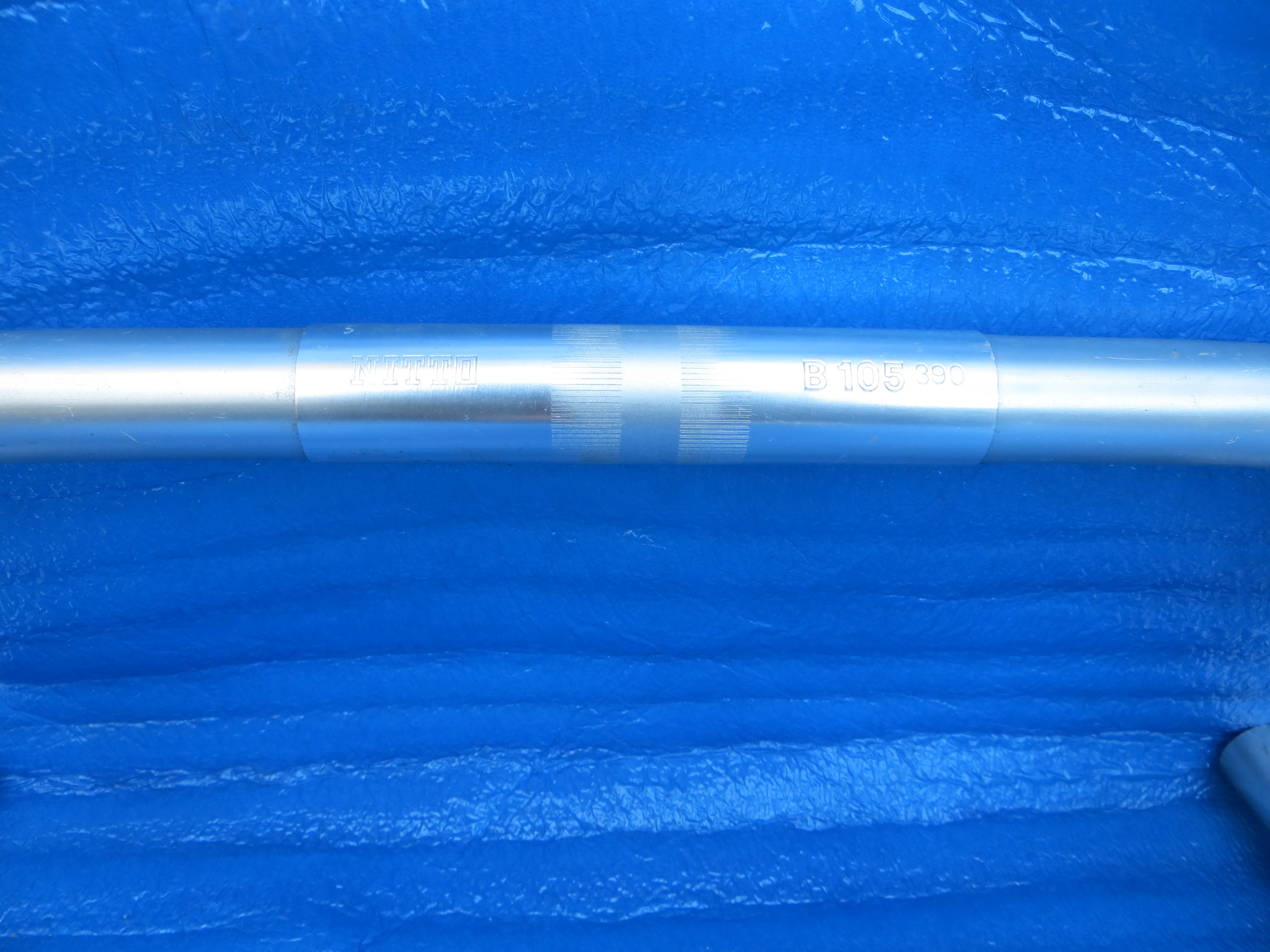 Nitto B105 AA Non NJS Handlebar 25.4mm / 39cm (26021801) - Image 3