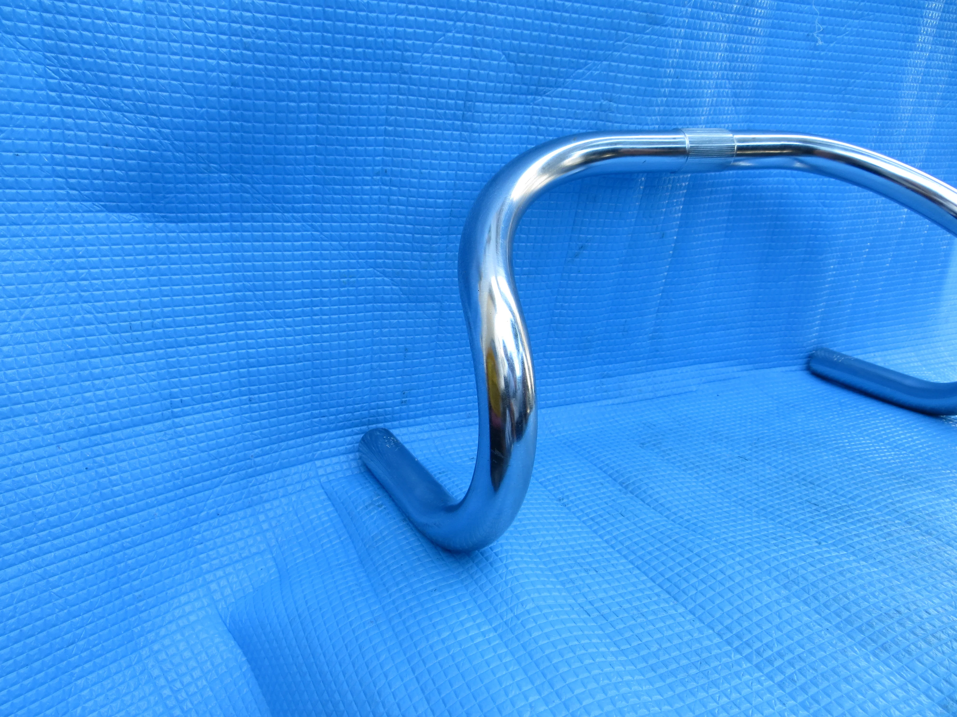 Nitto B123 Steel 38cm NJS Approved Handlebar (22100246) - Image 2