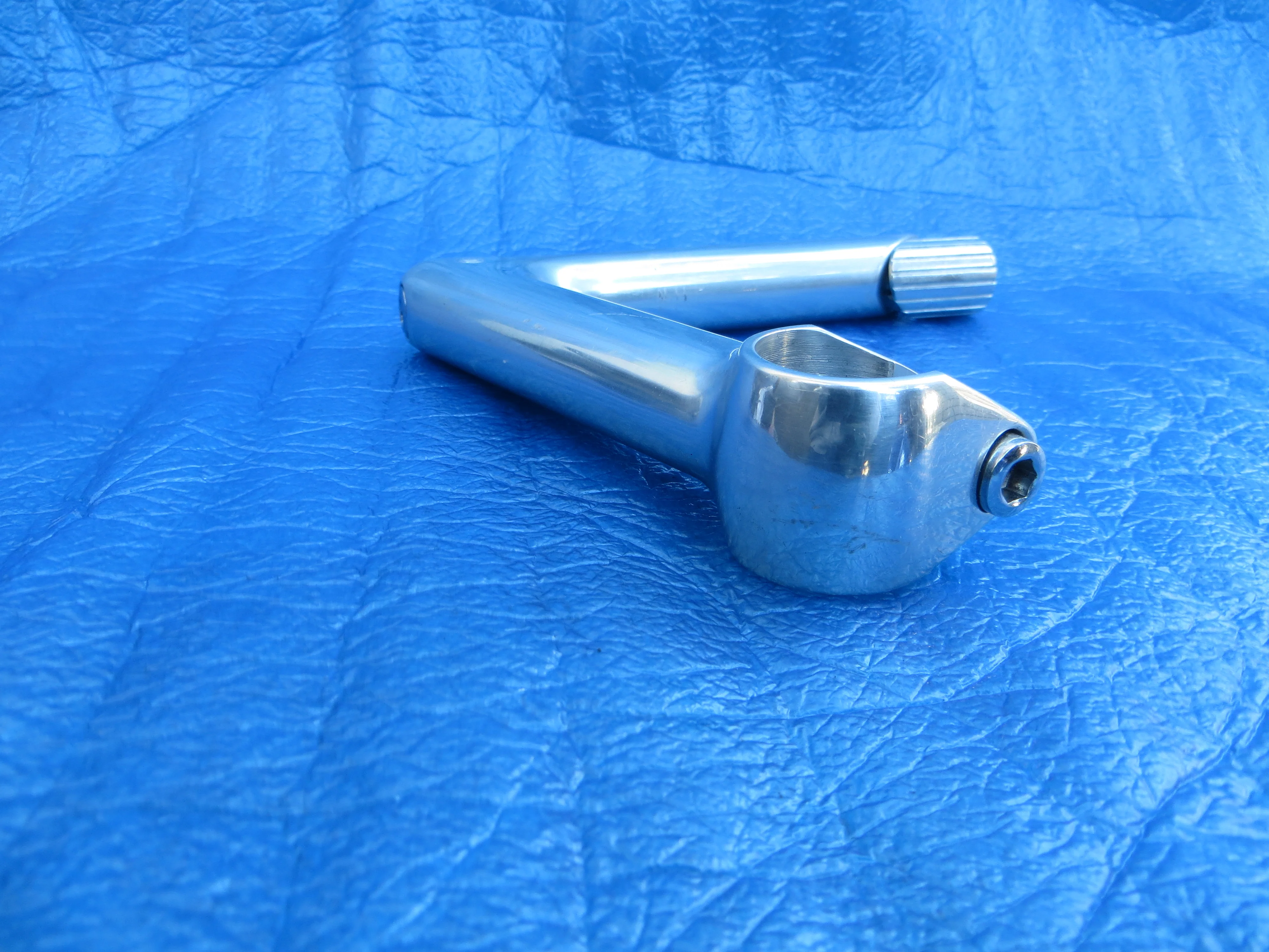Nitto Pearl 110mm 71Degree NJS Approved AA Stem (25110309) - Image 4