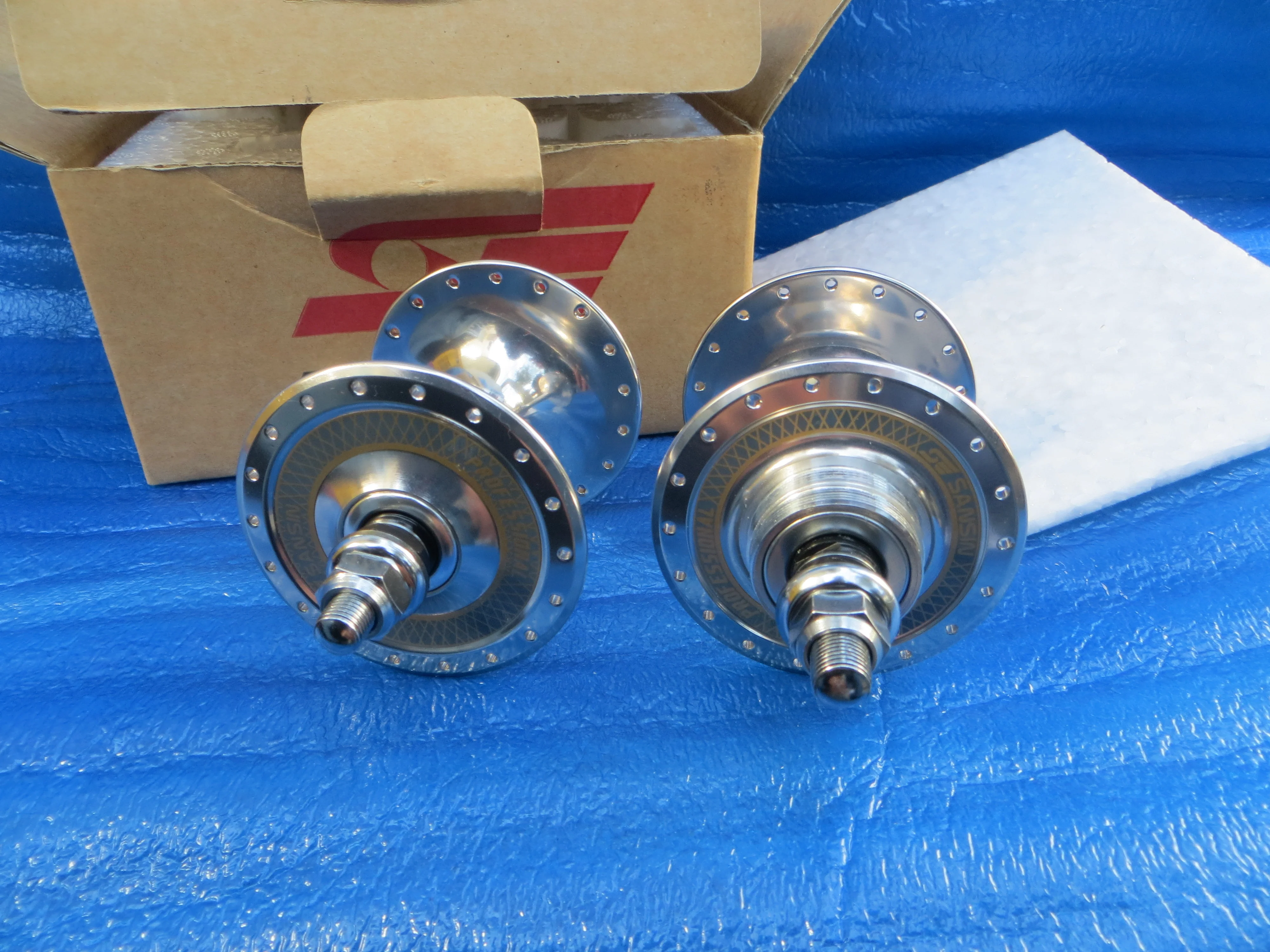 NOS Sansin Professional 36H 120mm F&R NJS Approved Hub set (26022803) - Image 2