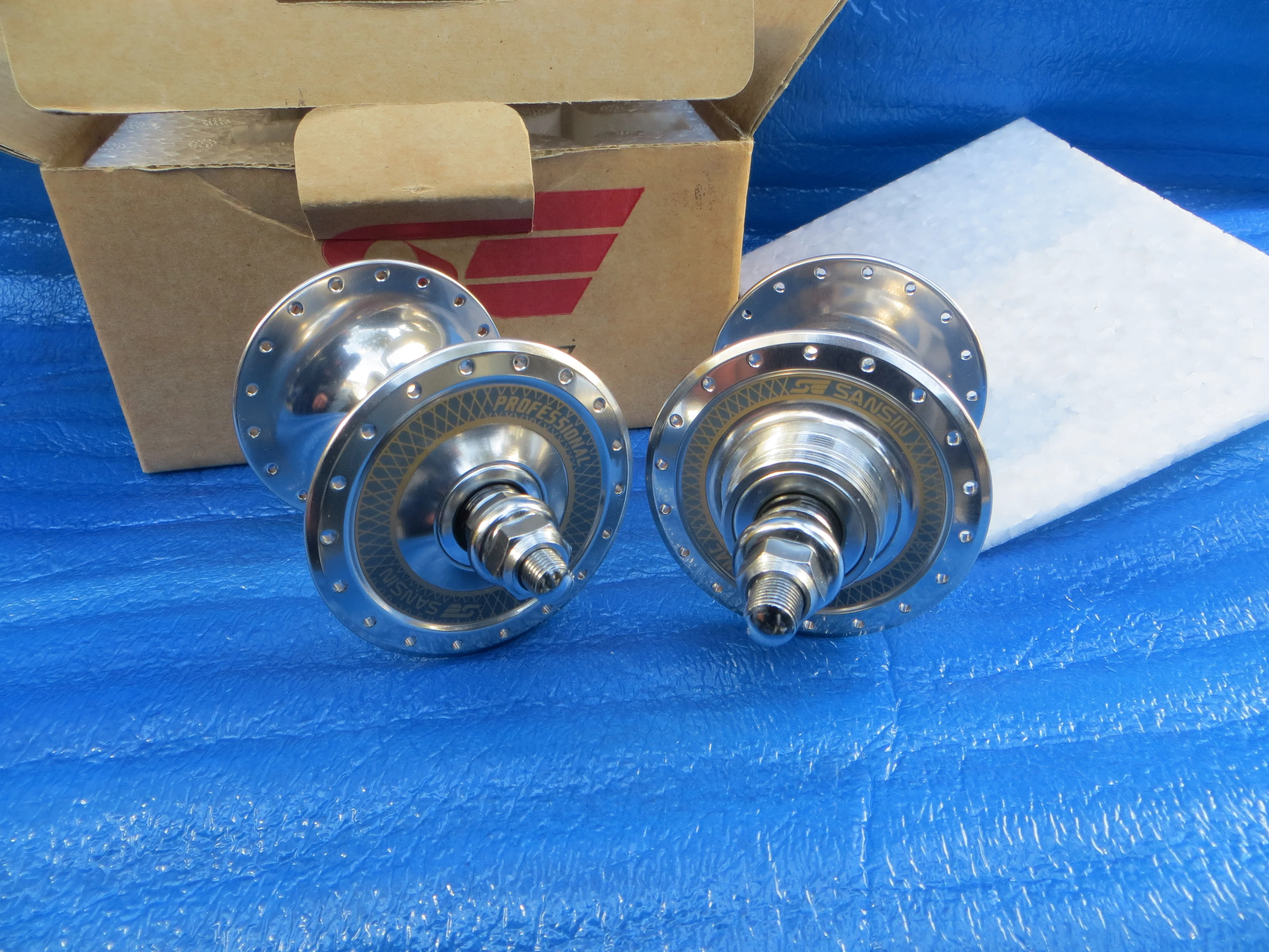 NOS Sansin Professional 36H 120mm F&R NJS Approved Hub set (26022803) - Image 3