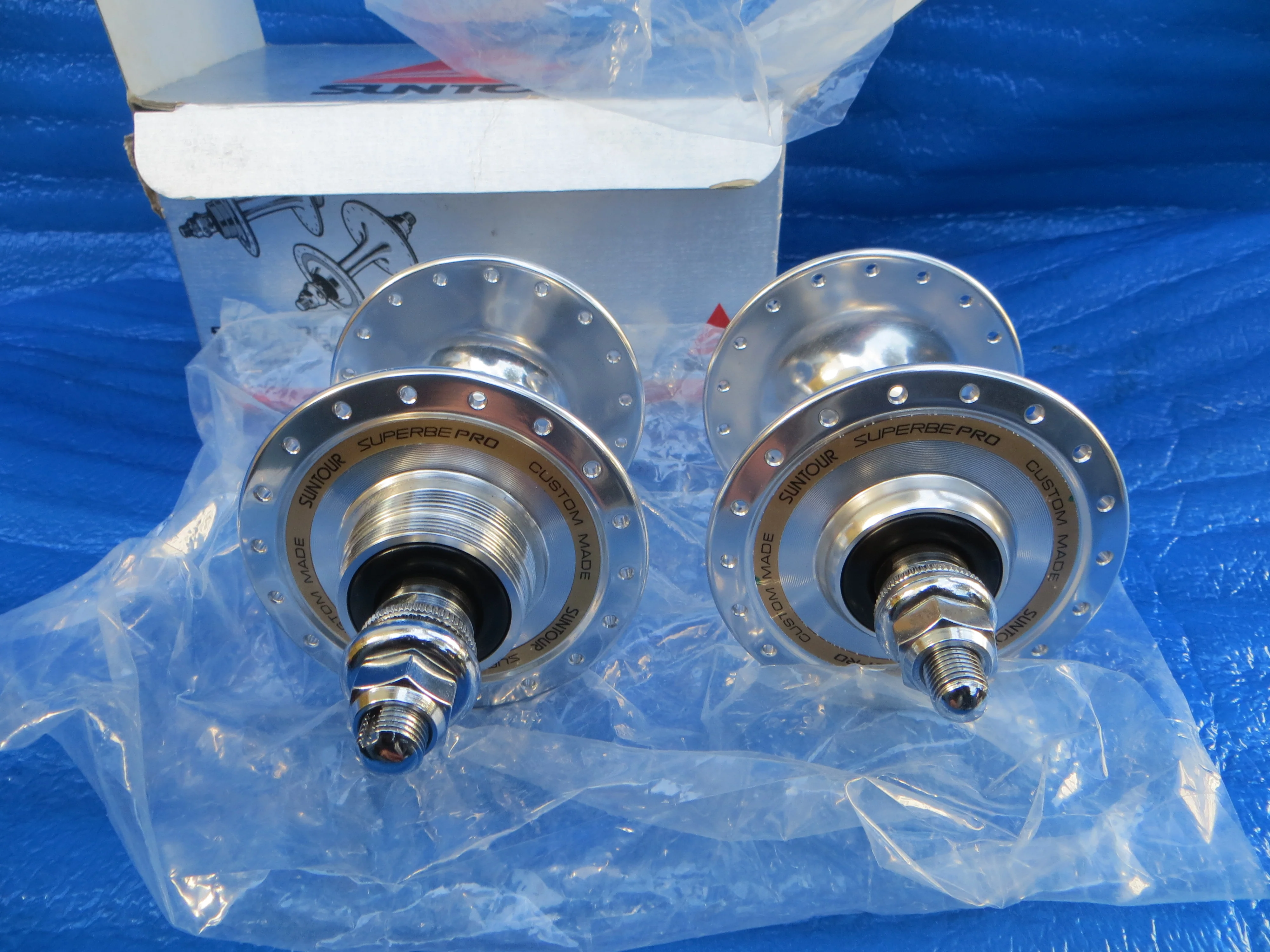 NOS Suntour Superbe Pro 36H 120mm F&R NJS Approved Hub set (26022802) - Image 3