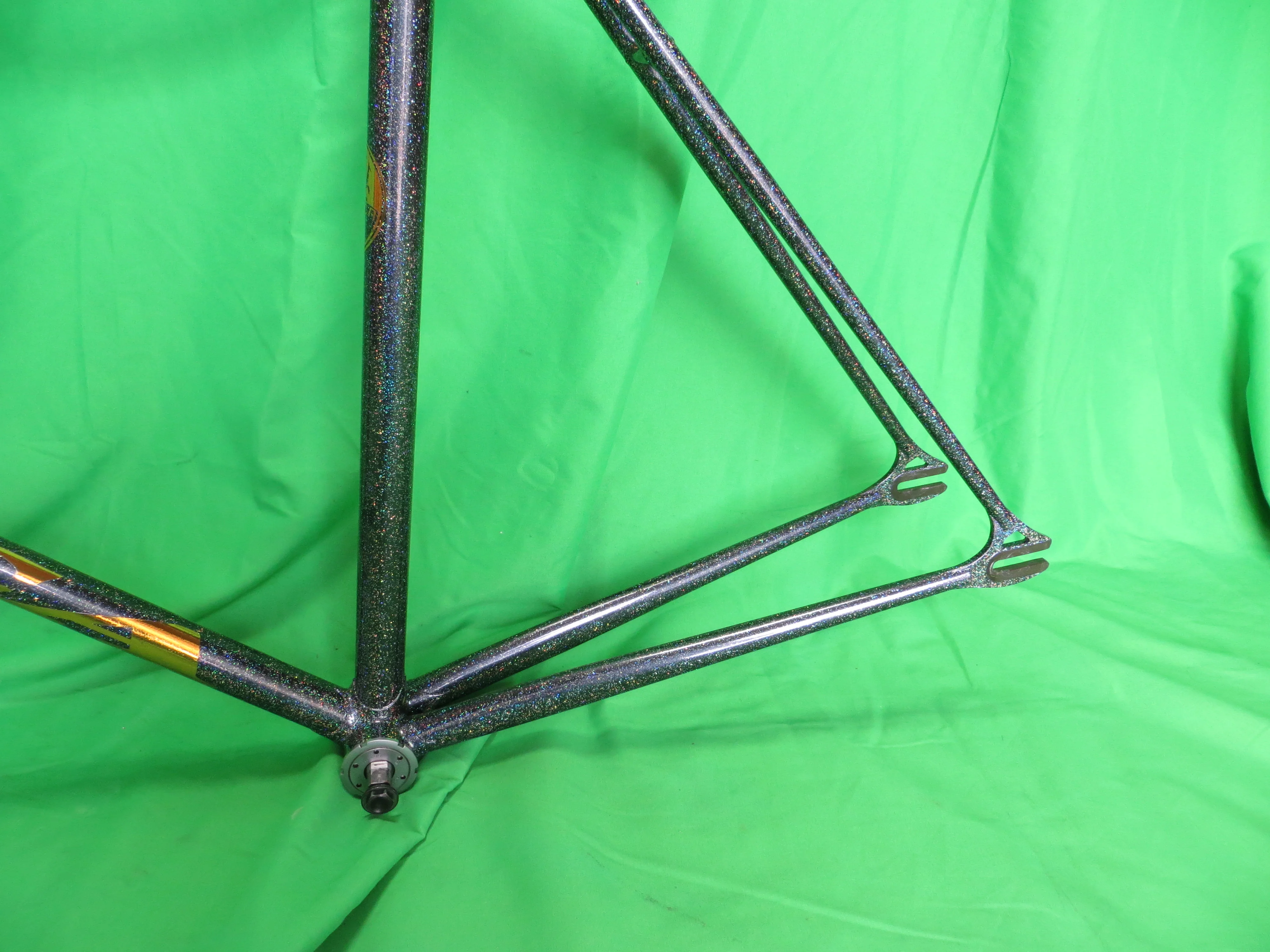 OSCA // Black with Super Rainbow Flake // 53cm - Image 7