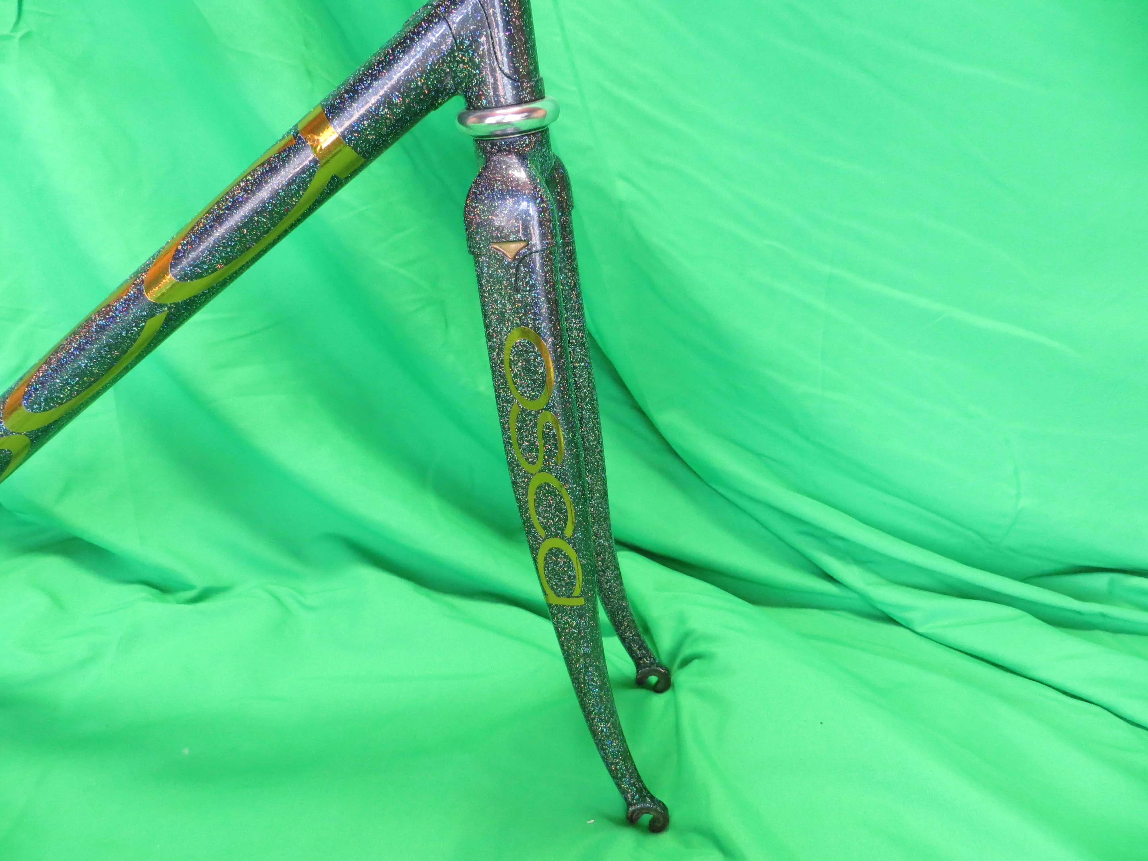 OSCA Columbus Max Fork / Zona // Black with Super Rainbow Flake // 53cm - Image 10