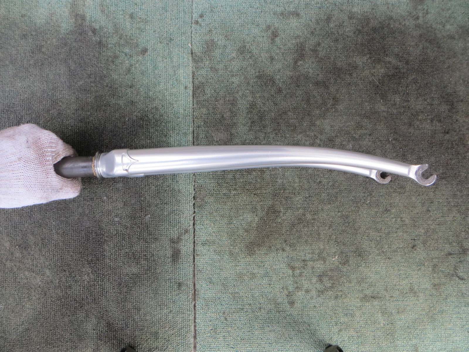 Osca Front Fork 114mm Steering Column Length / 9mm Axle Slot - Image 4