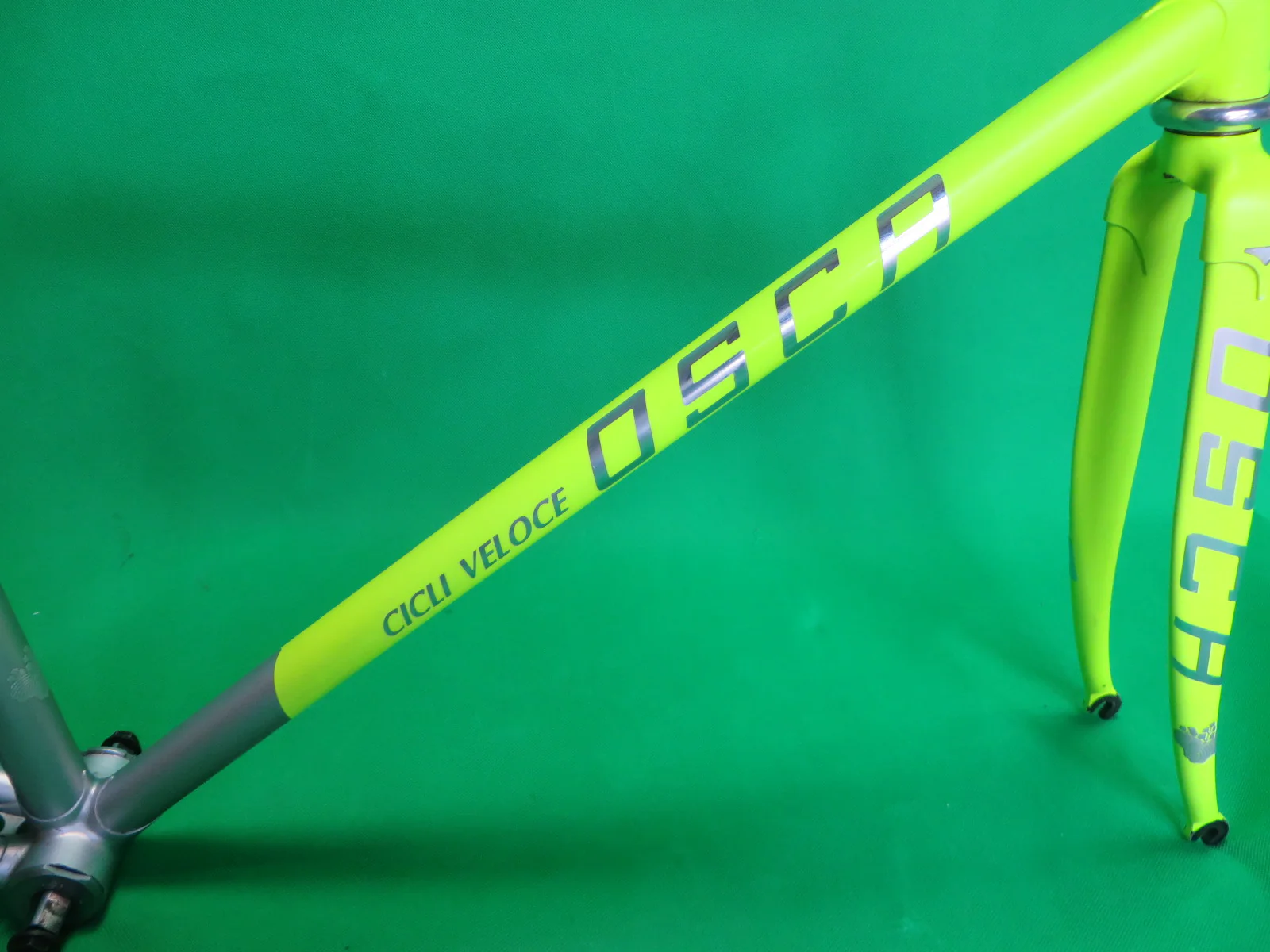 OSCA Columbus Max Fork // Matte Neon Yellow / Matte Silver Two Tone // 49cm - Image 13