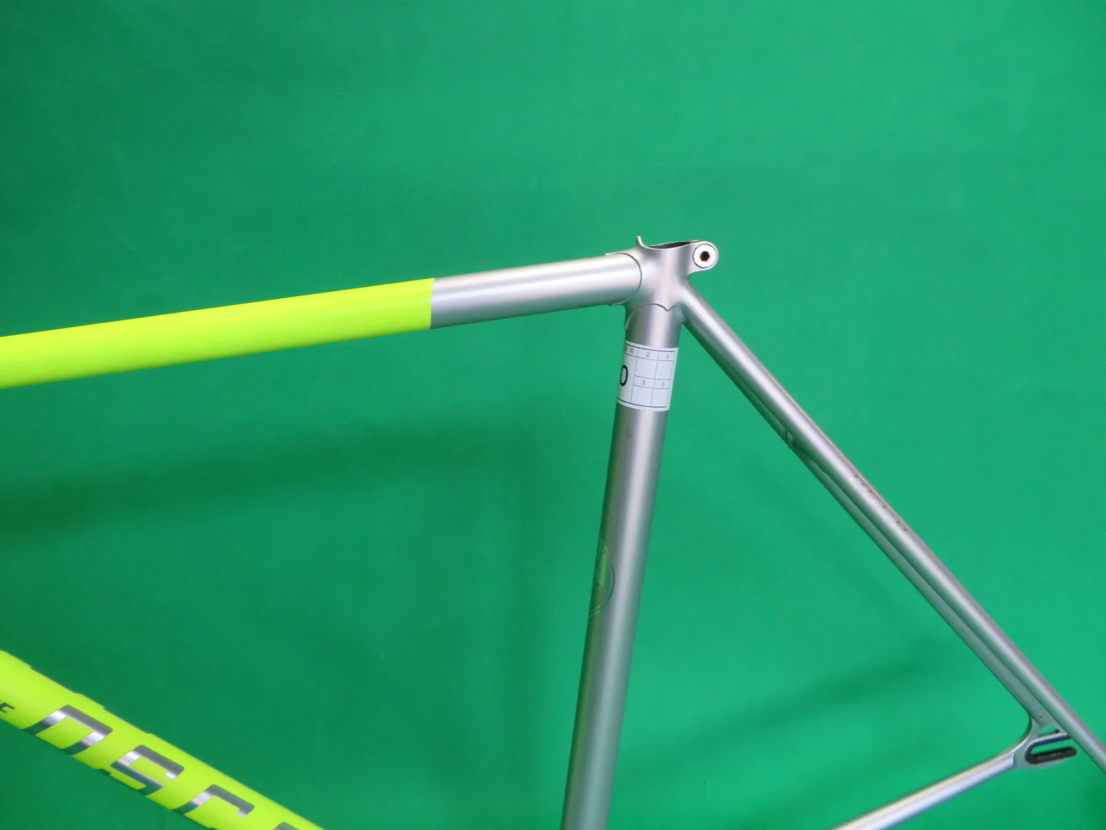 OSCA Columbus Max Fork // Matte Neon Yellow / Matte Silver Two Tone // 49cm - Image 5