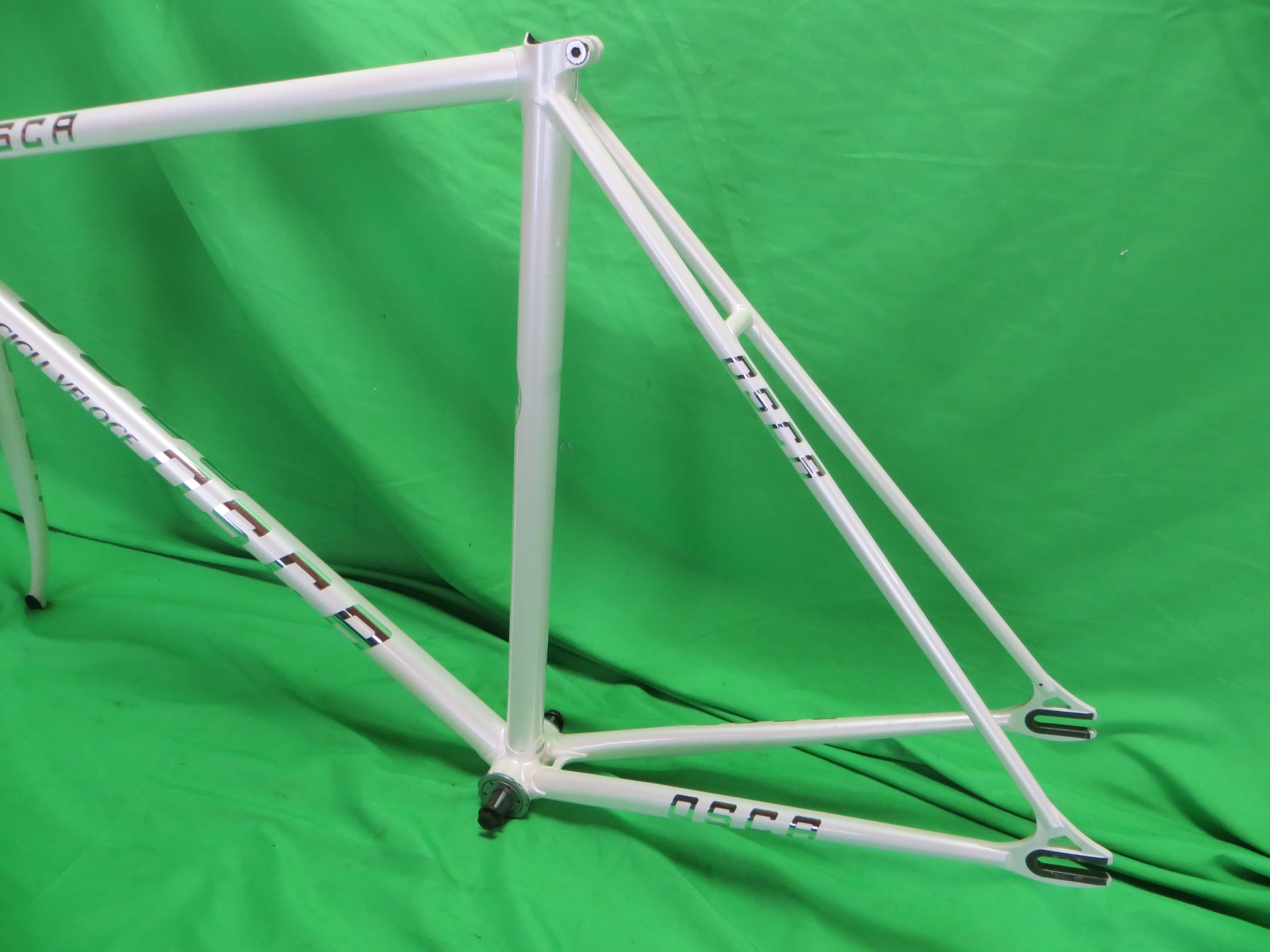 Osca // White  // 53.5cm - Image 8