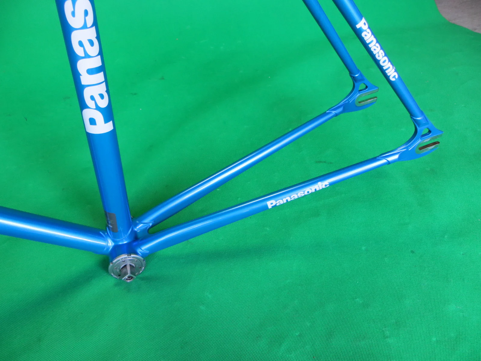 PANASONIC // blue metallic // 50.5cm - Image 7