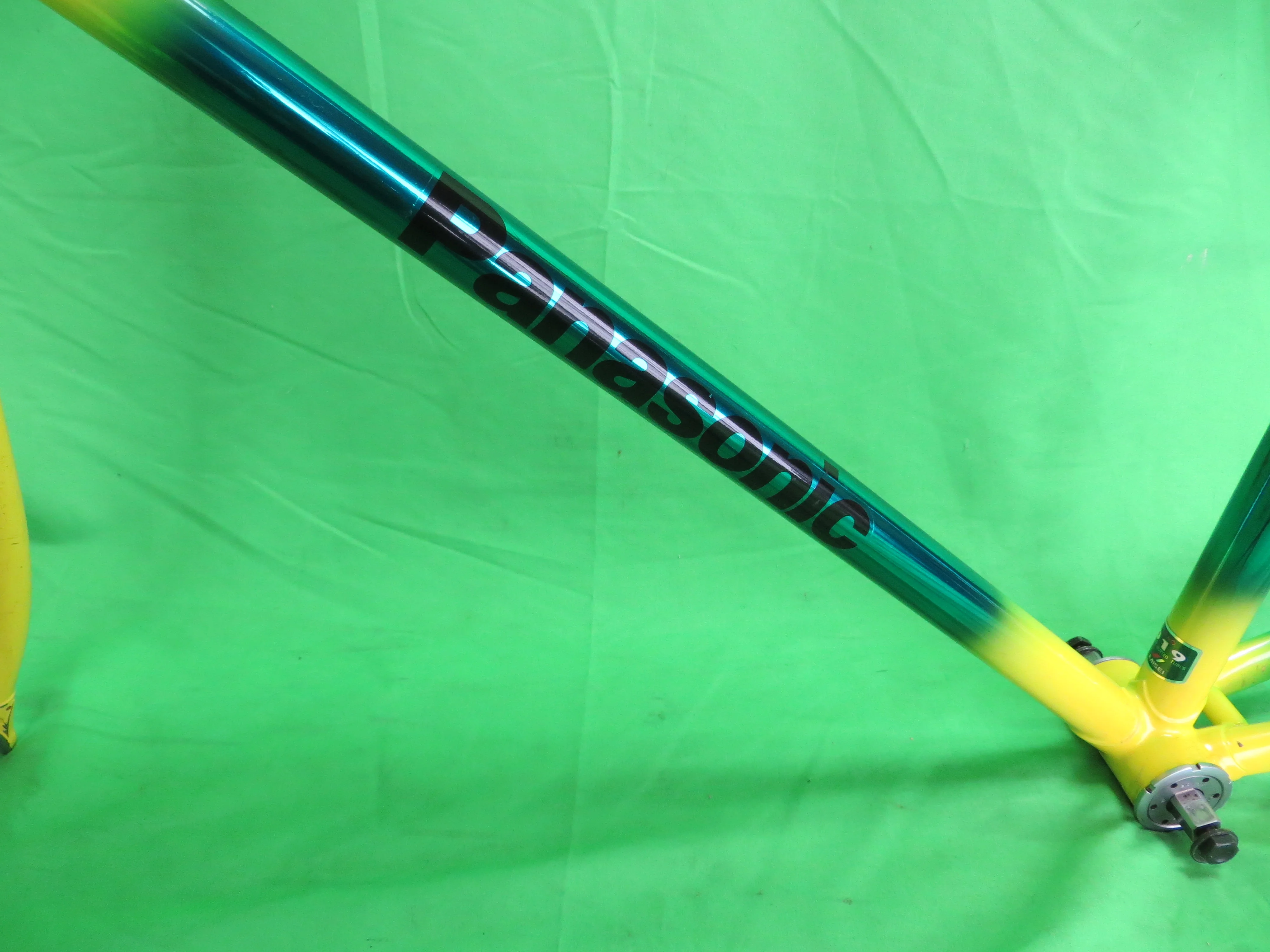 Panasonic // Candy Blue Yellow Fade // 52.5cm - Image 6