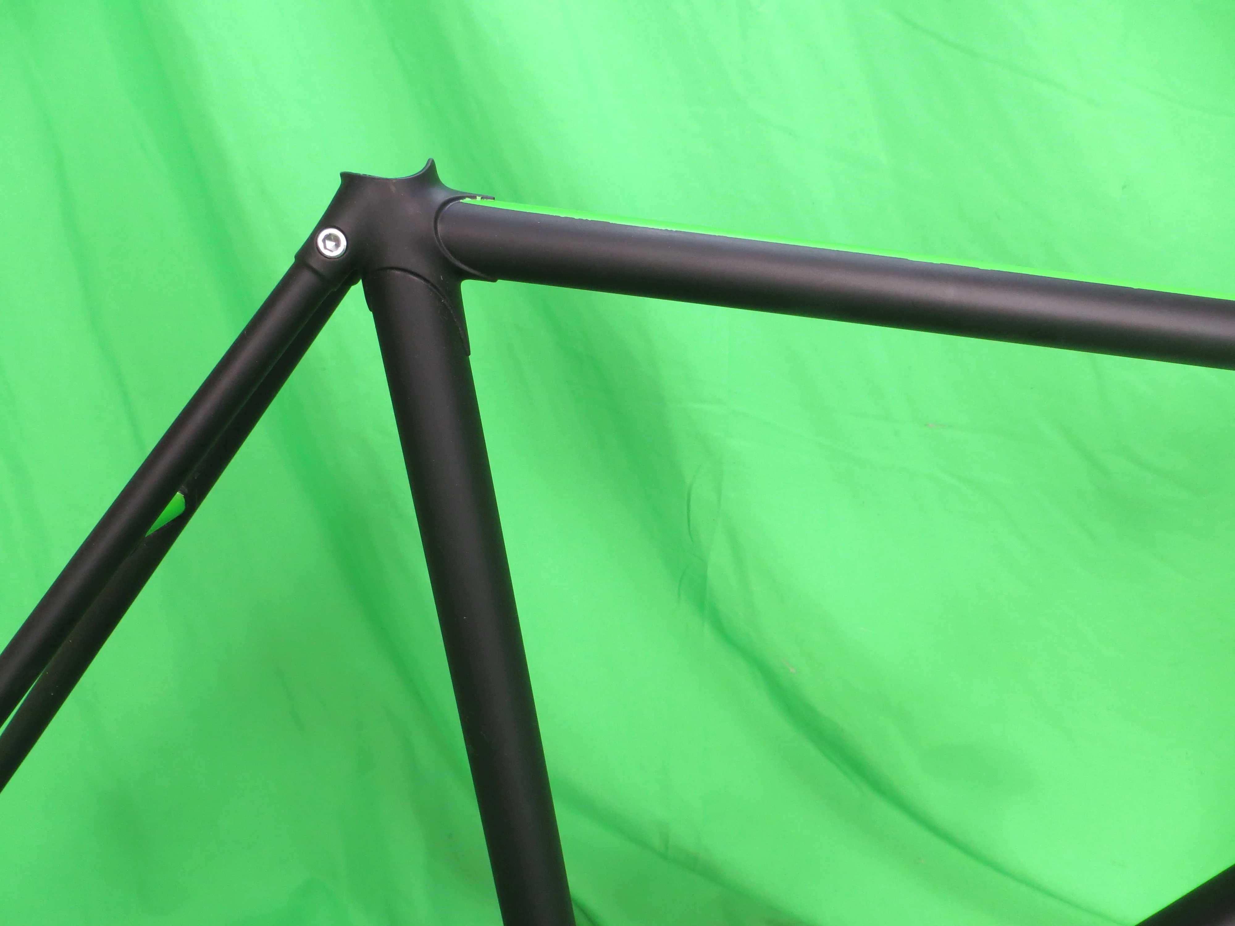 Panasonic // Matte Black / Green Metallic Two Tone // 51cm - Image 12