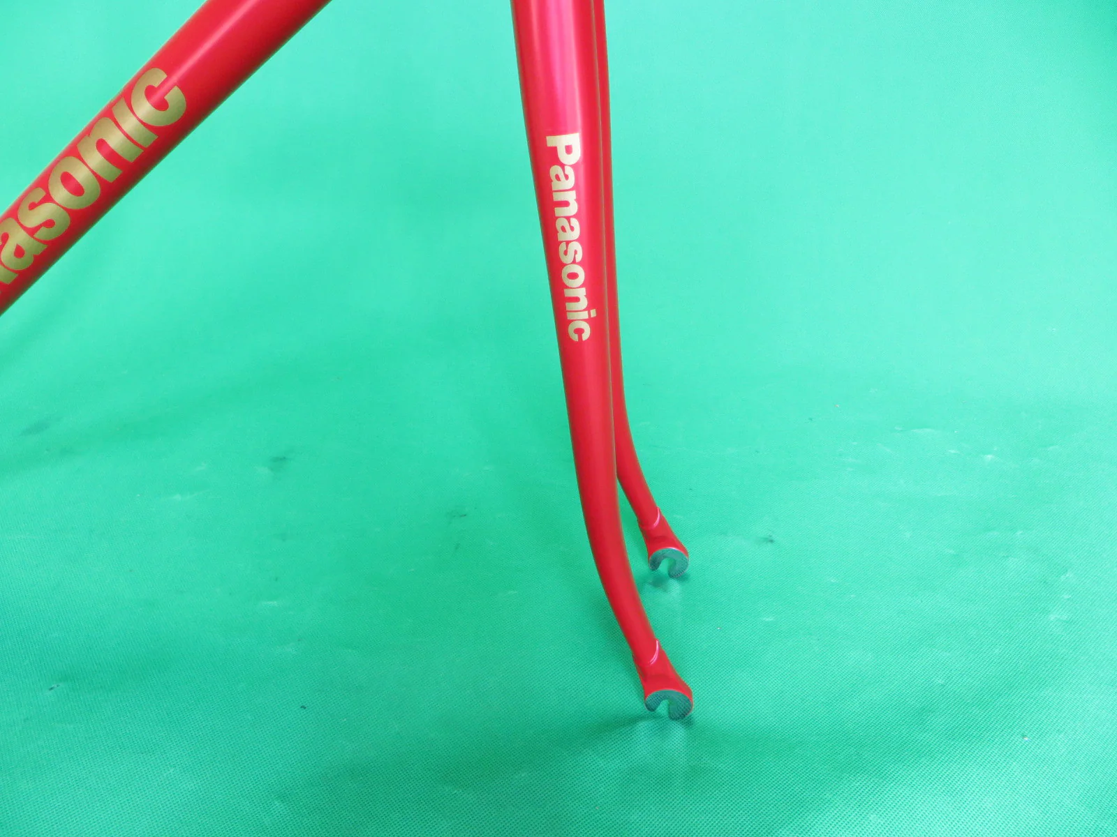 PANASONIC // matte red 2010 // Kasei 8630R Tubing // 50.5cm - Image 10