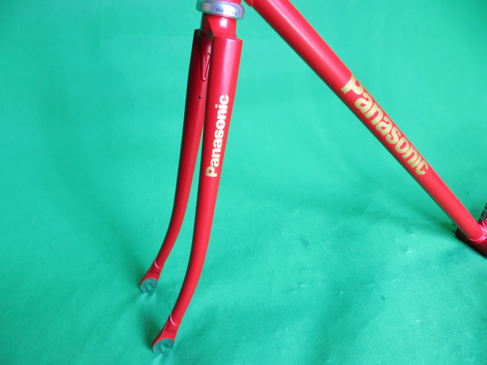 PANASONIC // matte red 2010 // Kasei 8630R Tubing // 50.5cm - Image 3