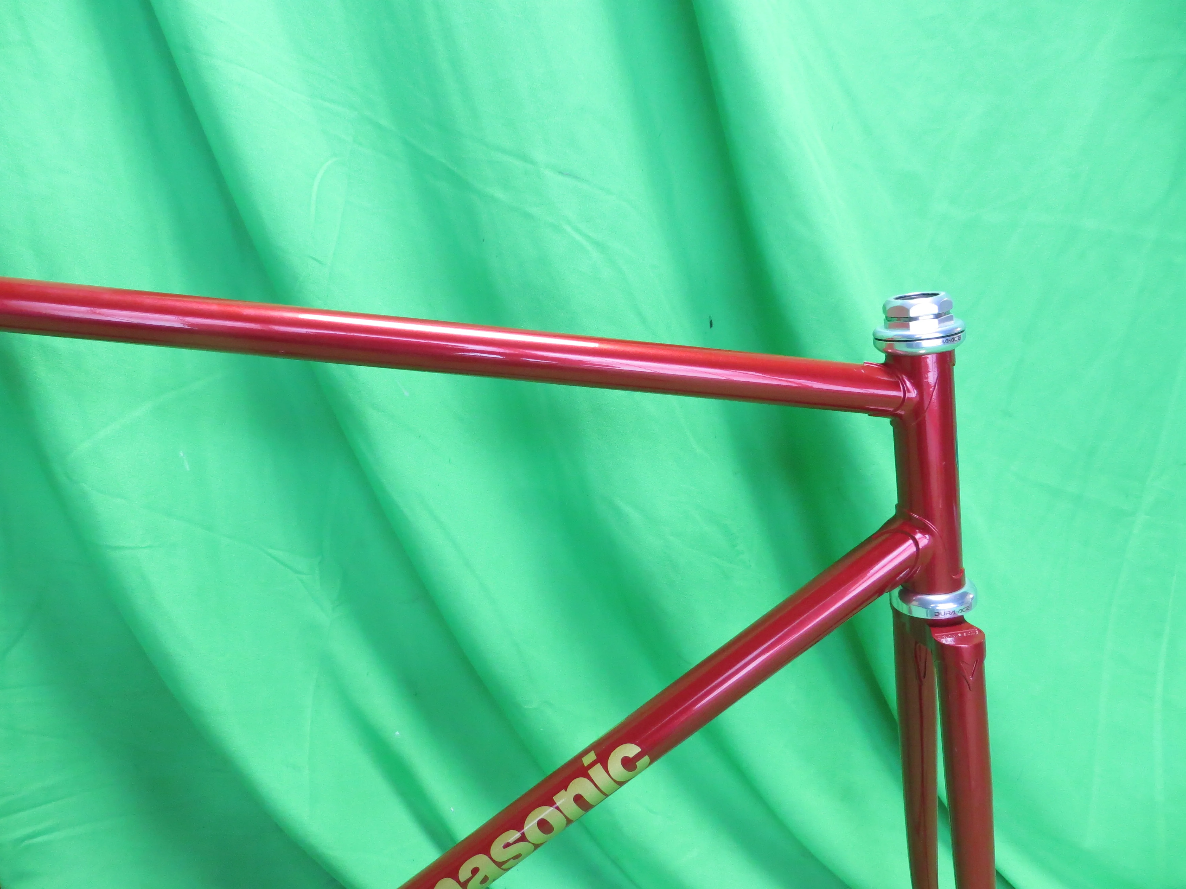 PANASONIC // Red Metallic // 54.5cm #2 - Image 11