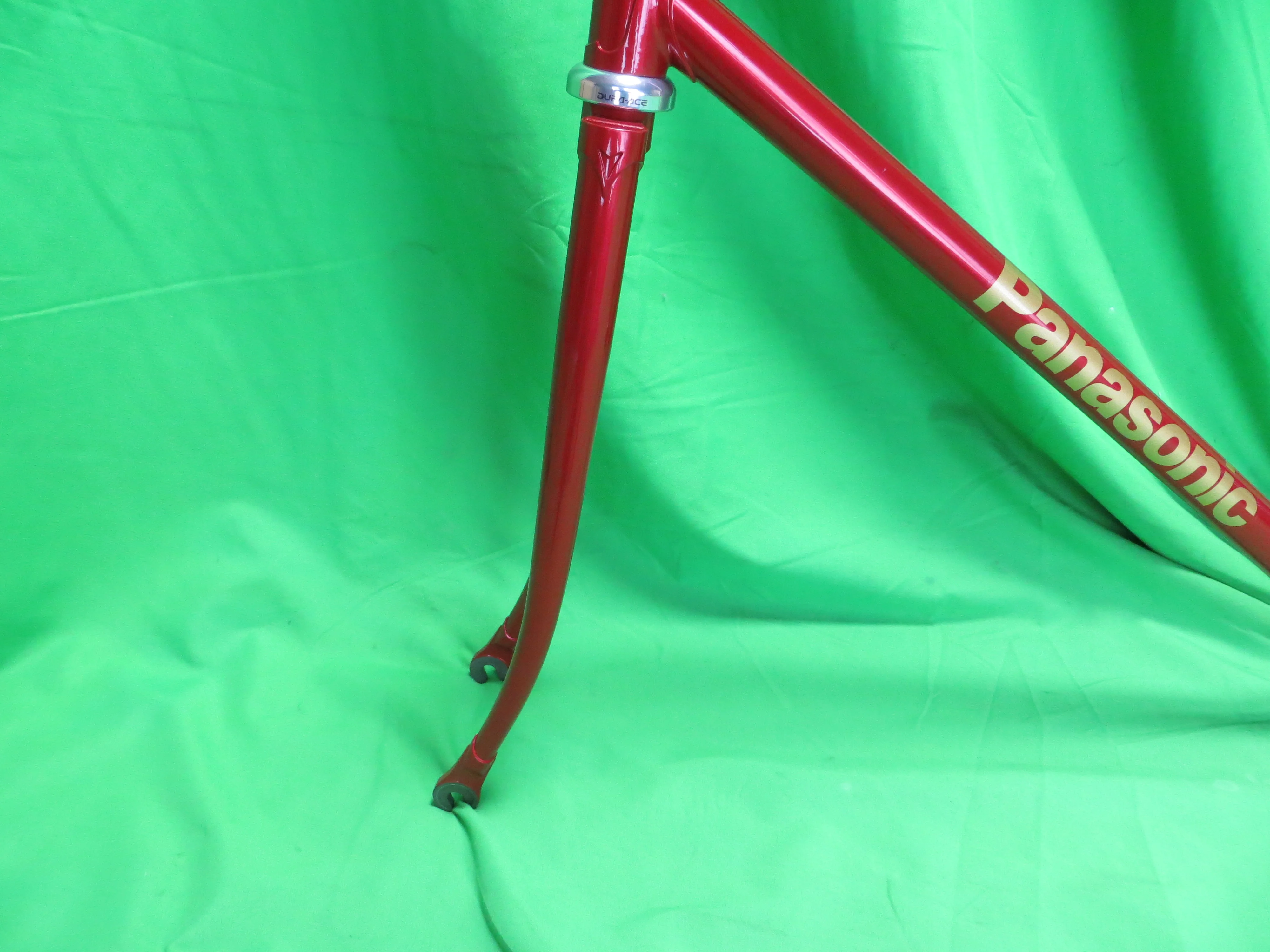 PANASONIC // Red Metallic // 54.5cm #2 - Image 3